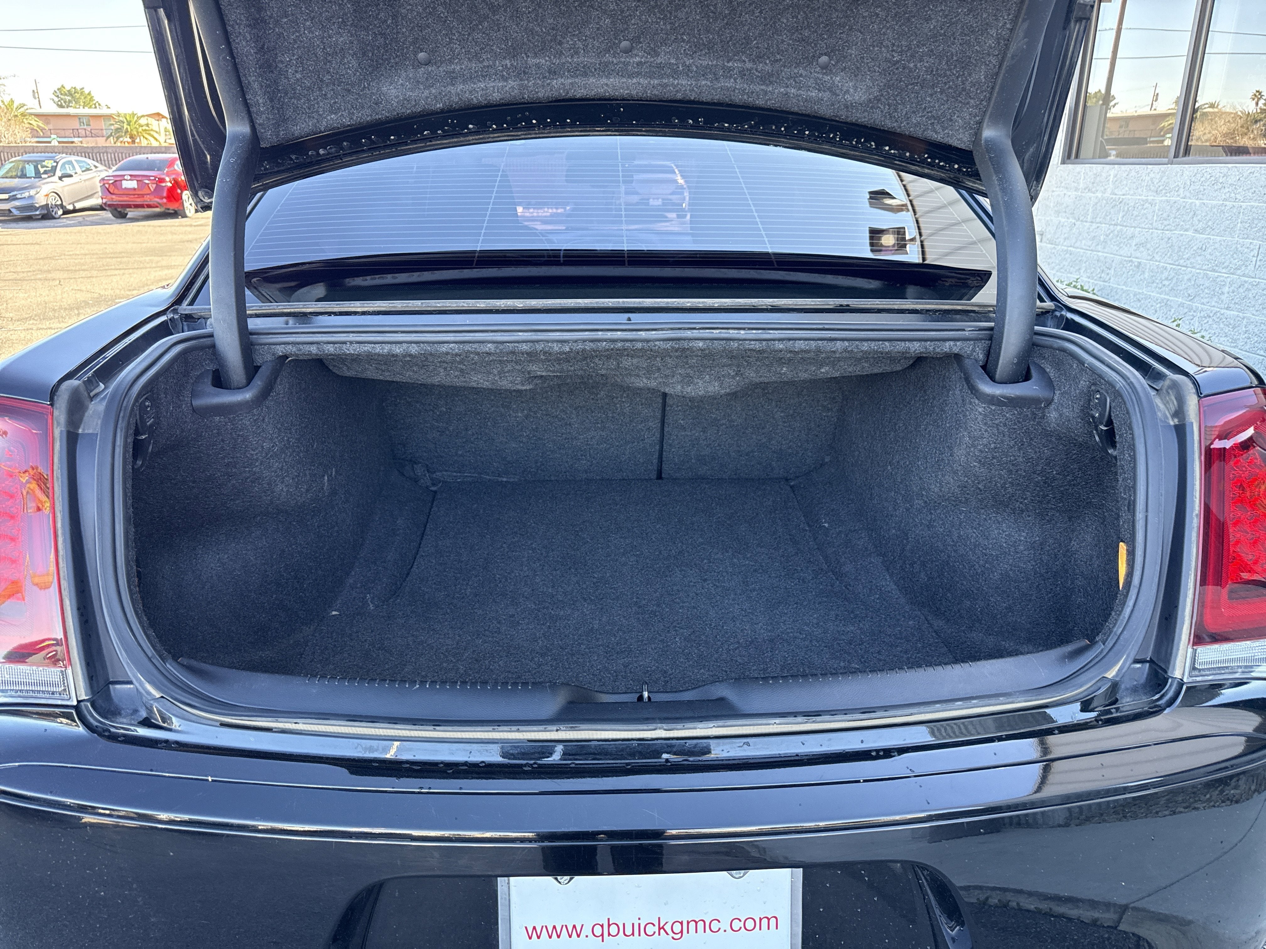 2021 Chrysler 300 Touring