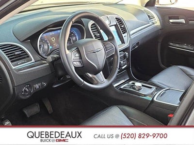 2017 Chrysler 300 Limited
