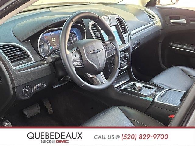 2017 Chrysler 300 Limited
