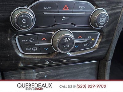 2017 Chrysler 300 Limited