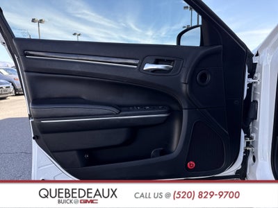 2014 Chrysler 300 Uptown Edition