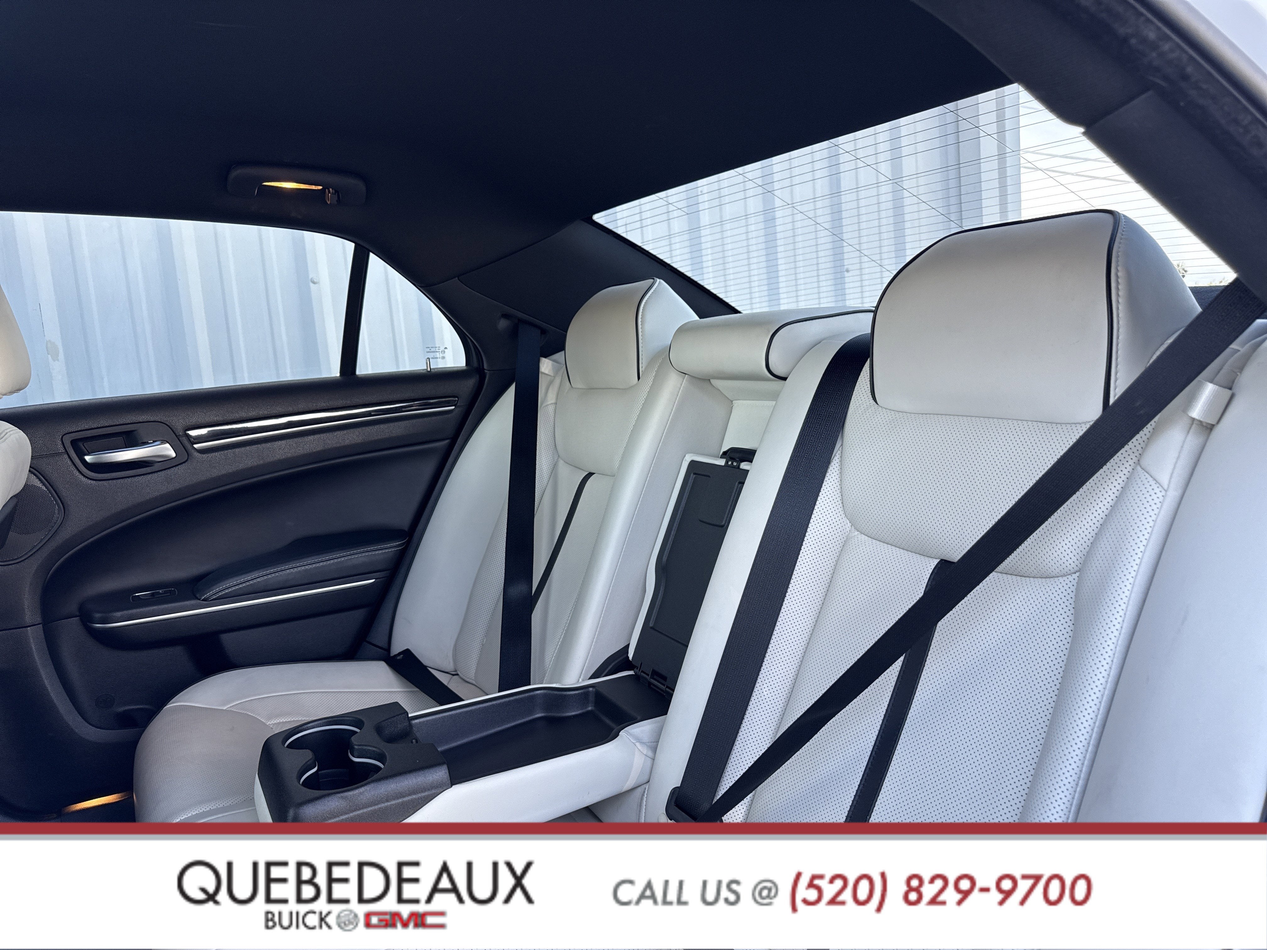 2014 Chrysler 300 Uptown Edition