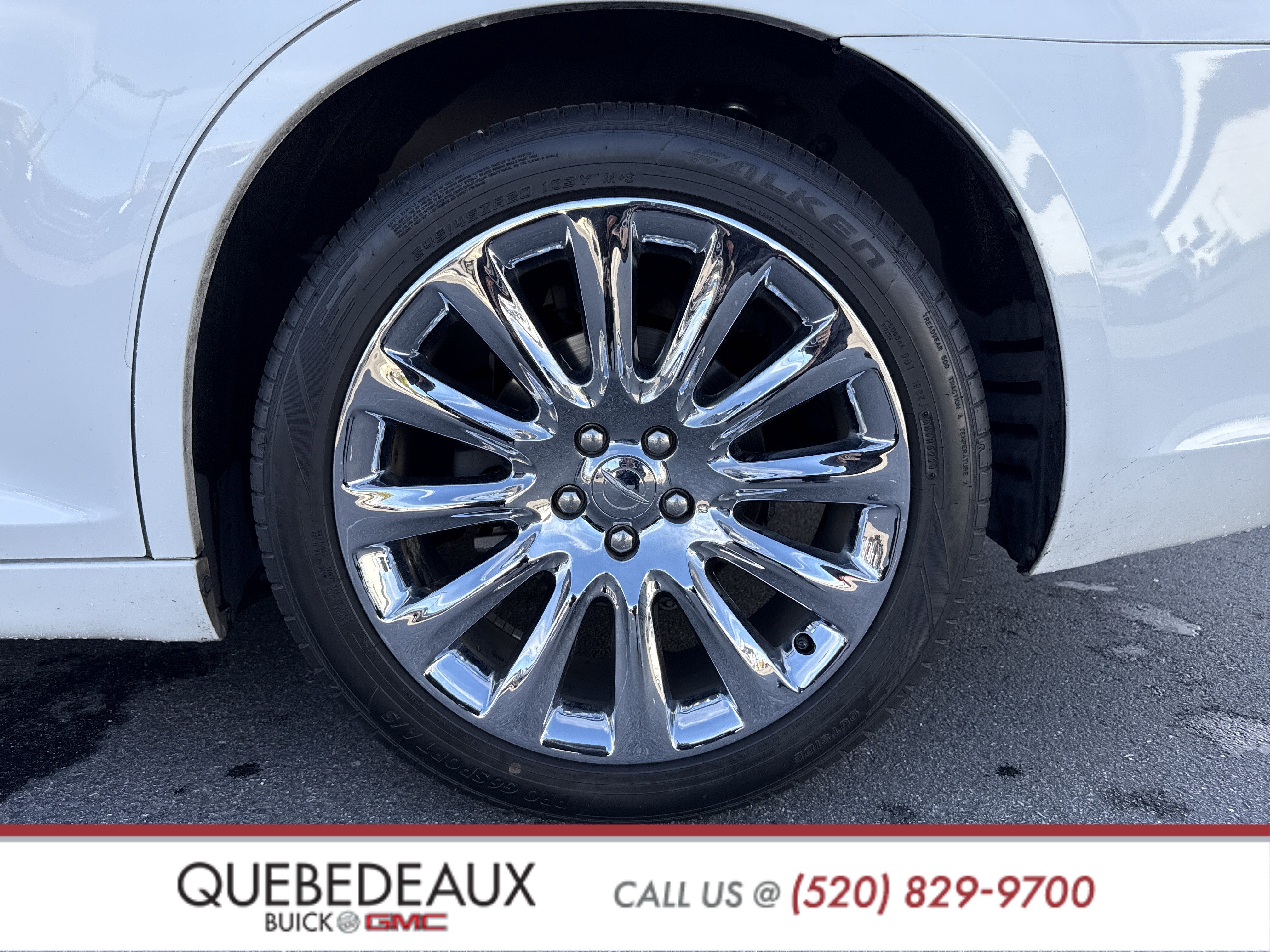 2014 Chrysler 300 Uptown Edition