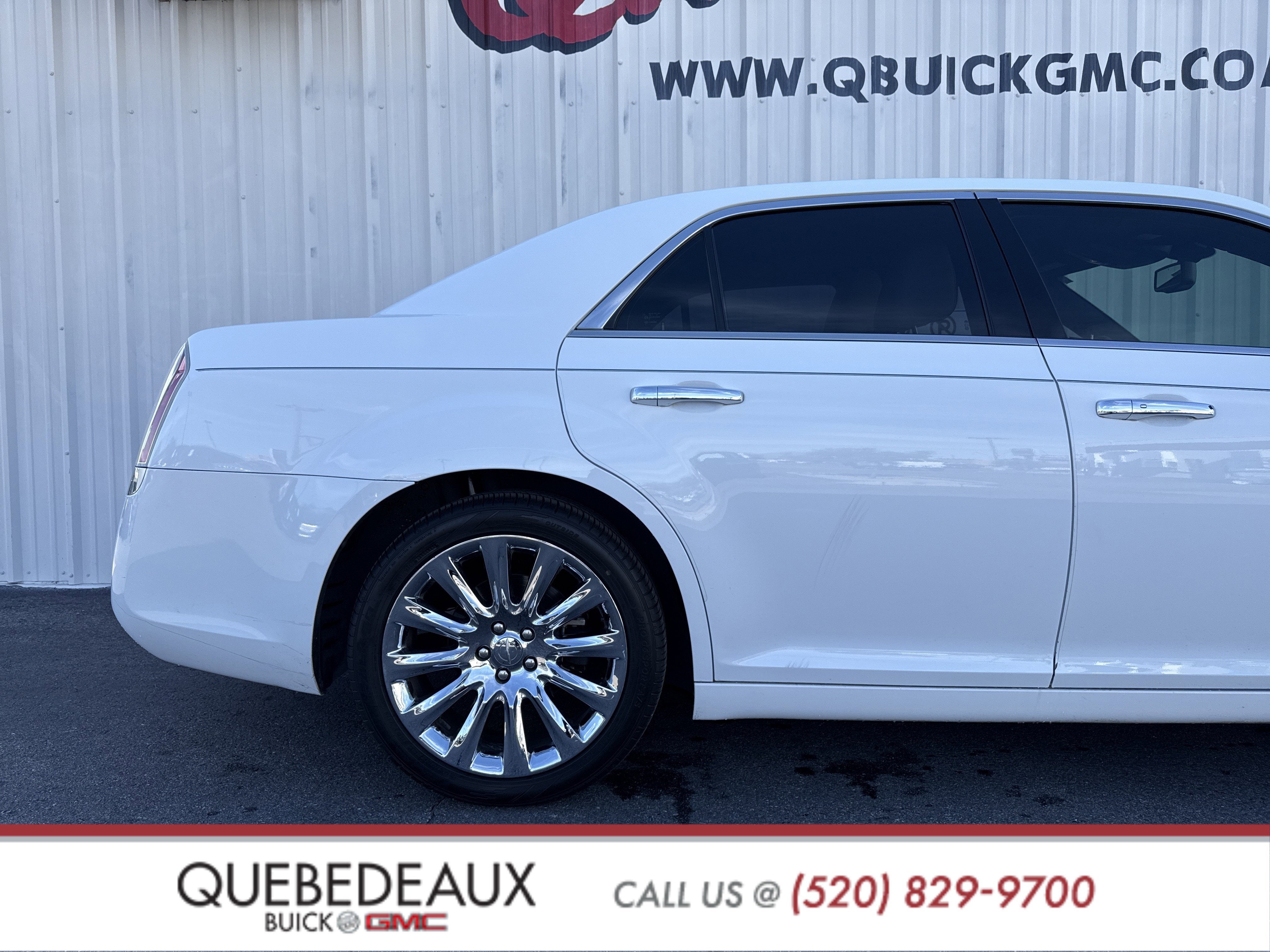 2014 Chrysler 300 Uptown Edition