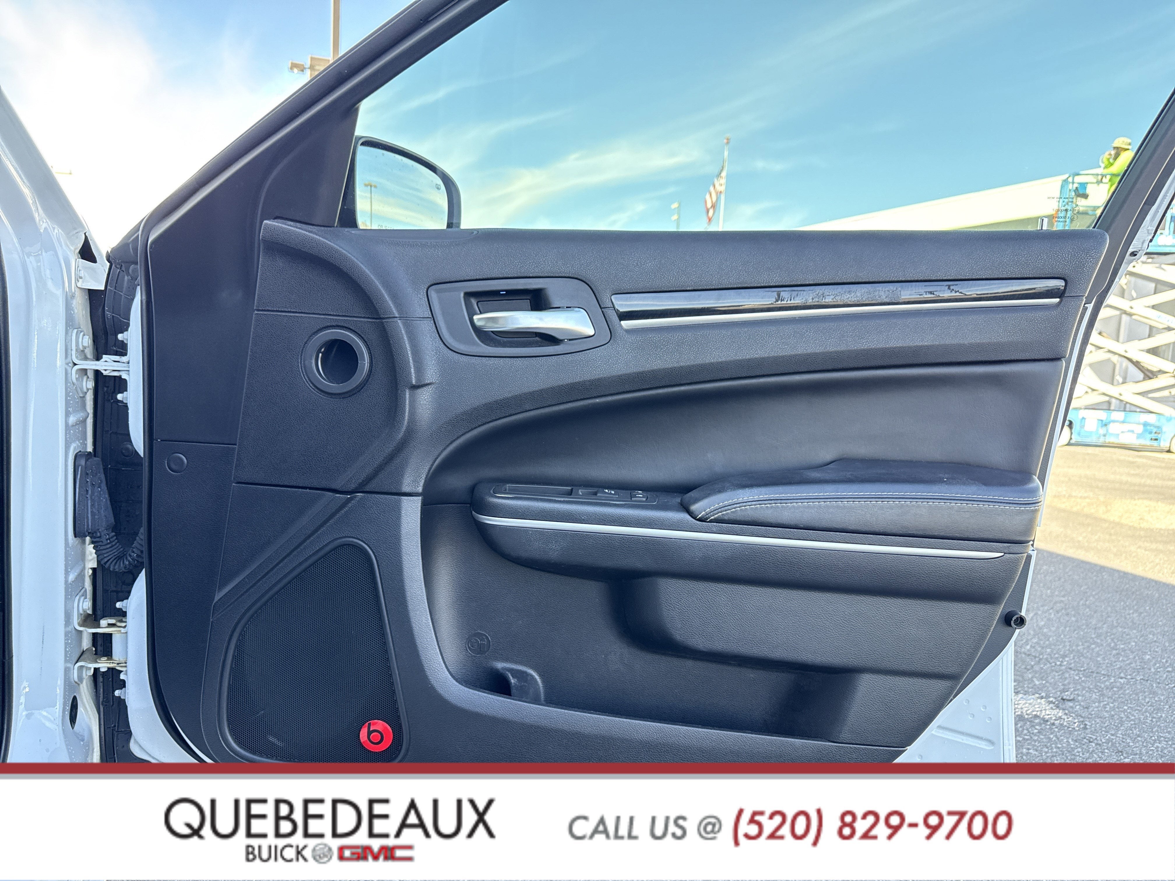 2014 Chrysler 300 Uptown Edition