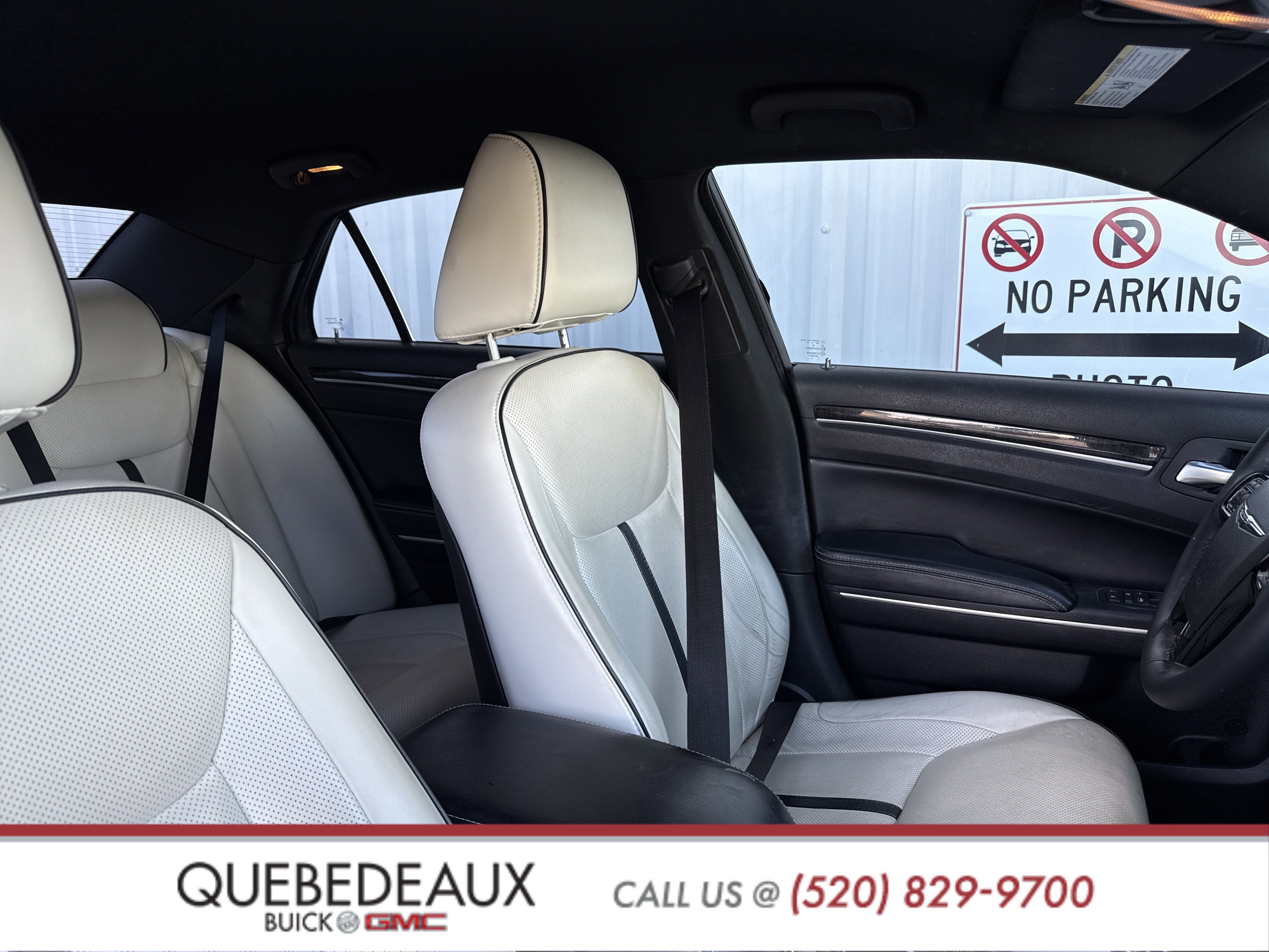 2014 Chrysler 300 Uptown Edition