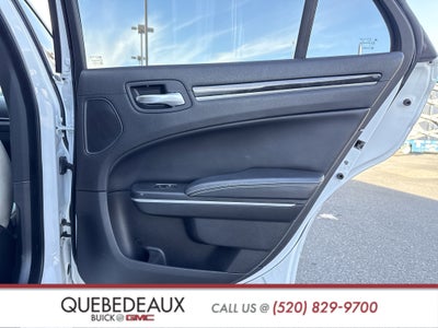 2014 Chrysler 300 Uptown Edition