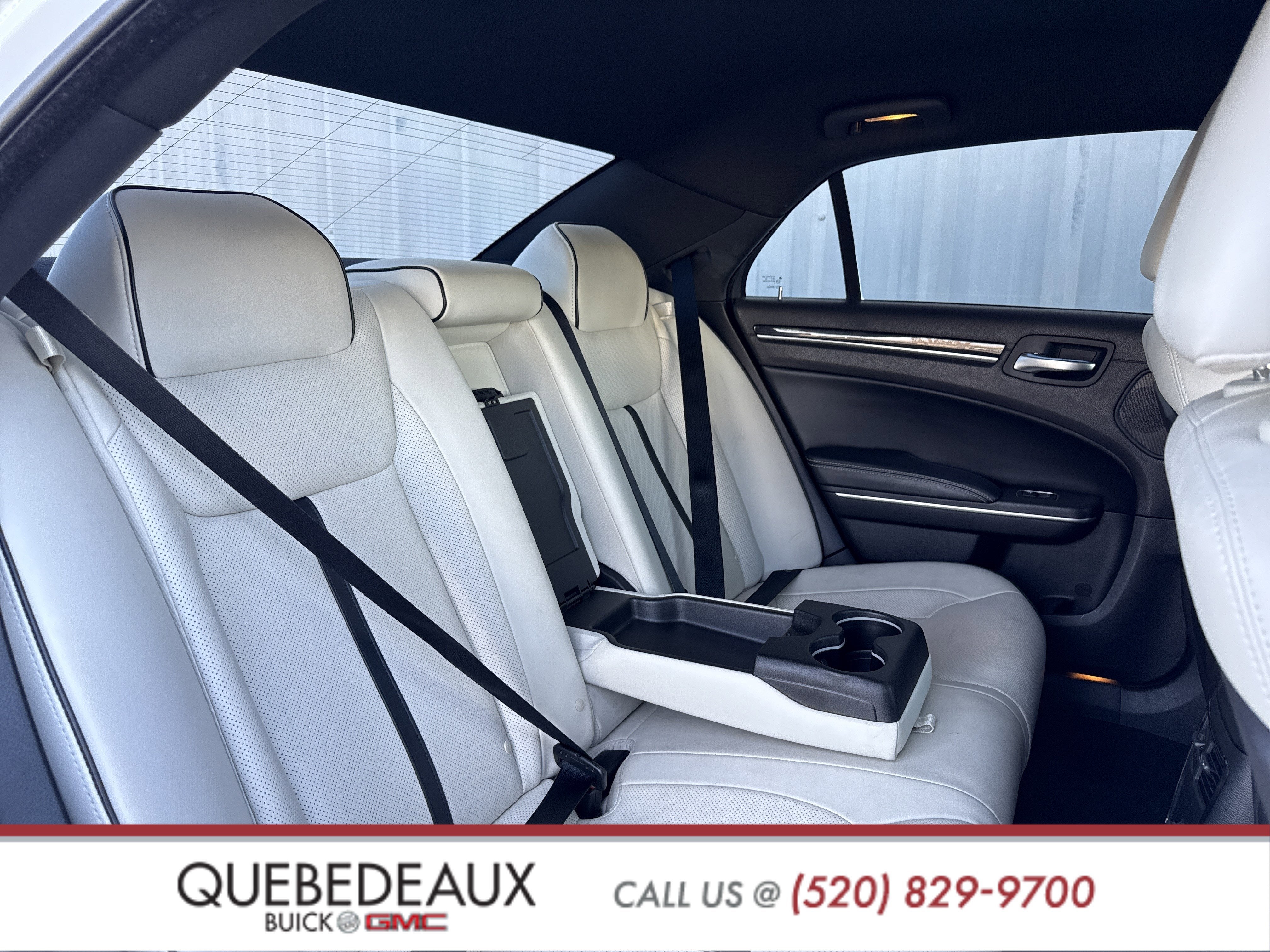 2014 Chrysler 300 Uptown Edition