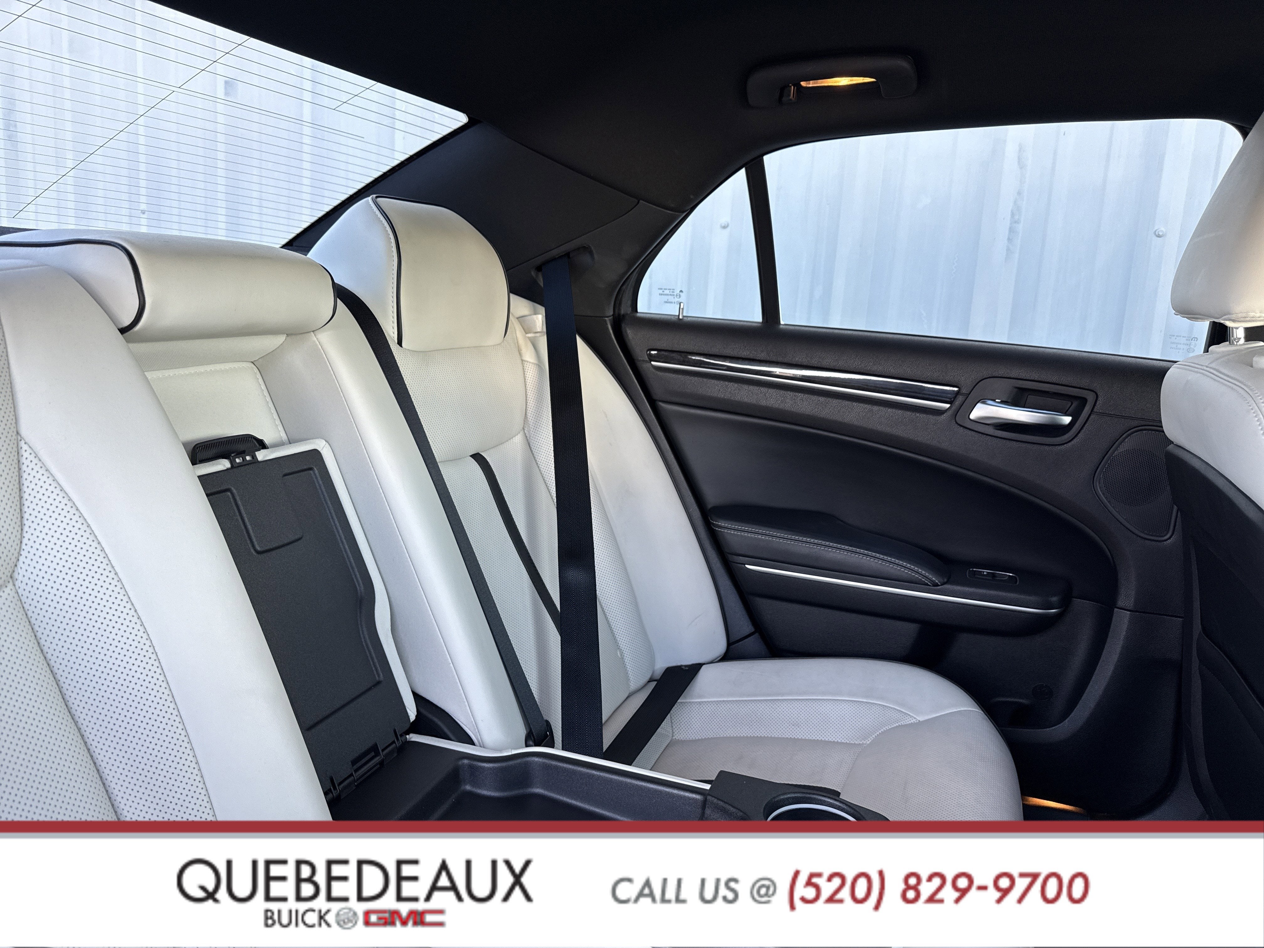 2014 Chrysler 300 Uptown Edition