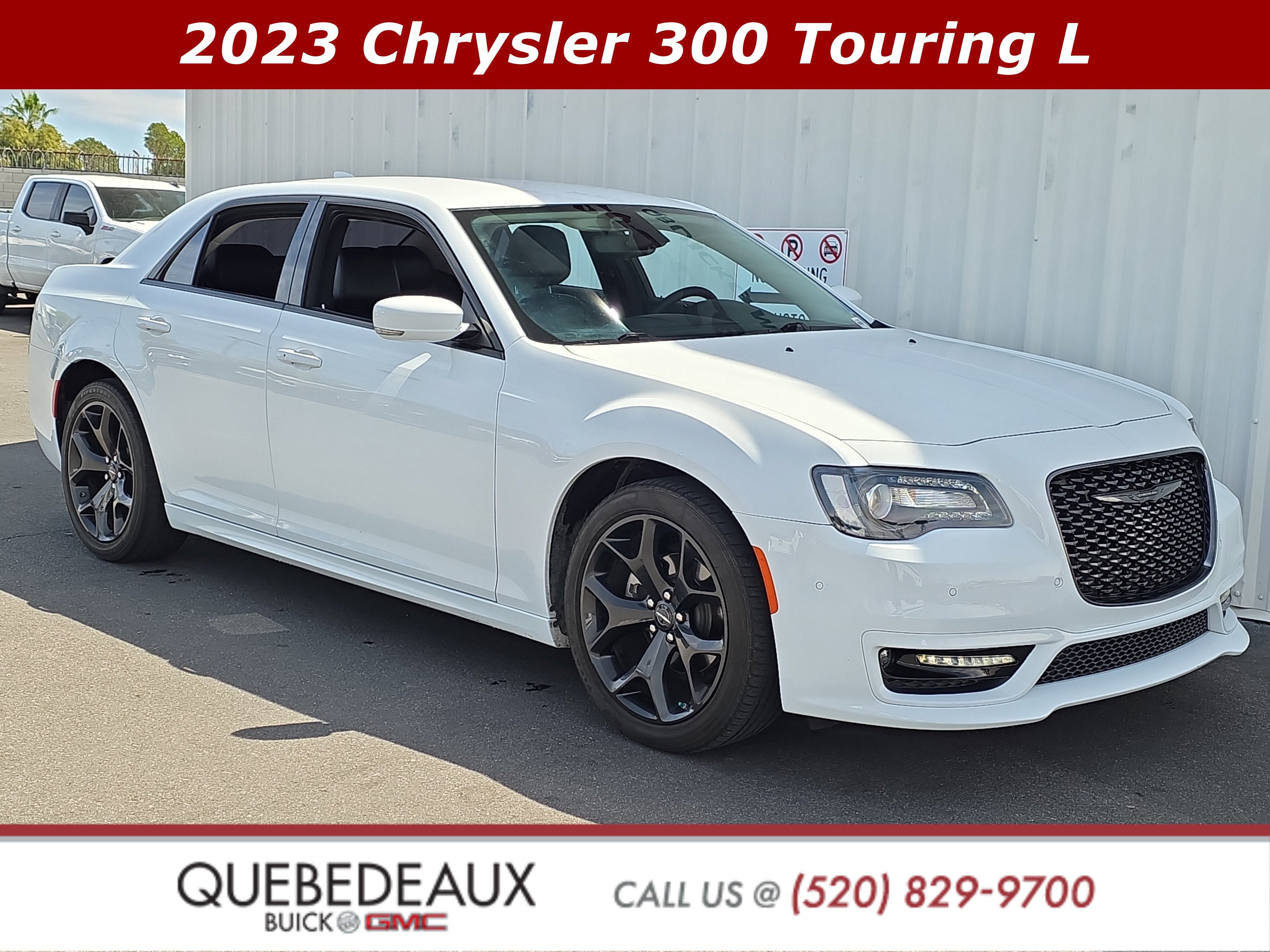 2023 Chrysler 300 Touring L