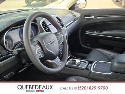 2023 Chrysler 300 Touring L