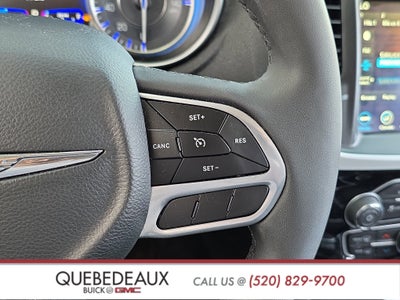 2023 Chrysler 300 Touring L