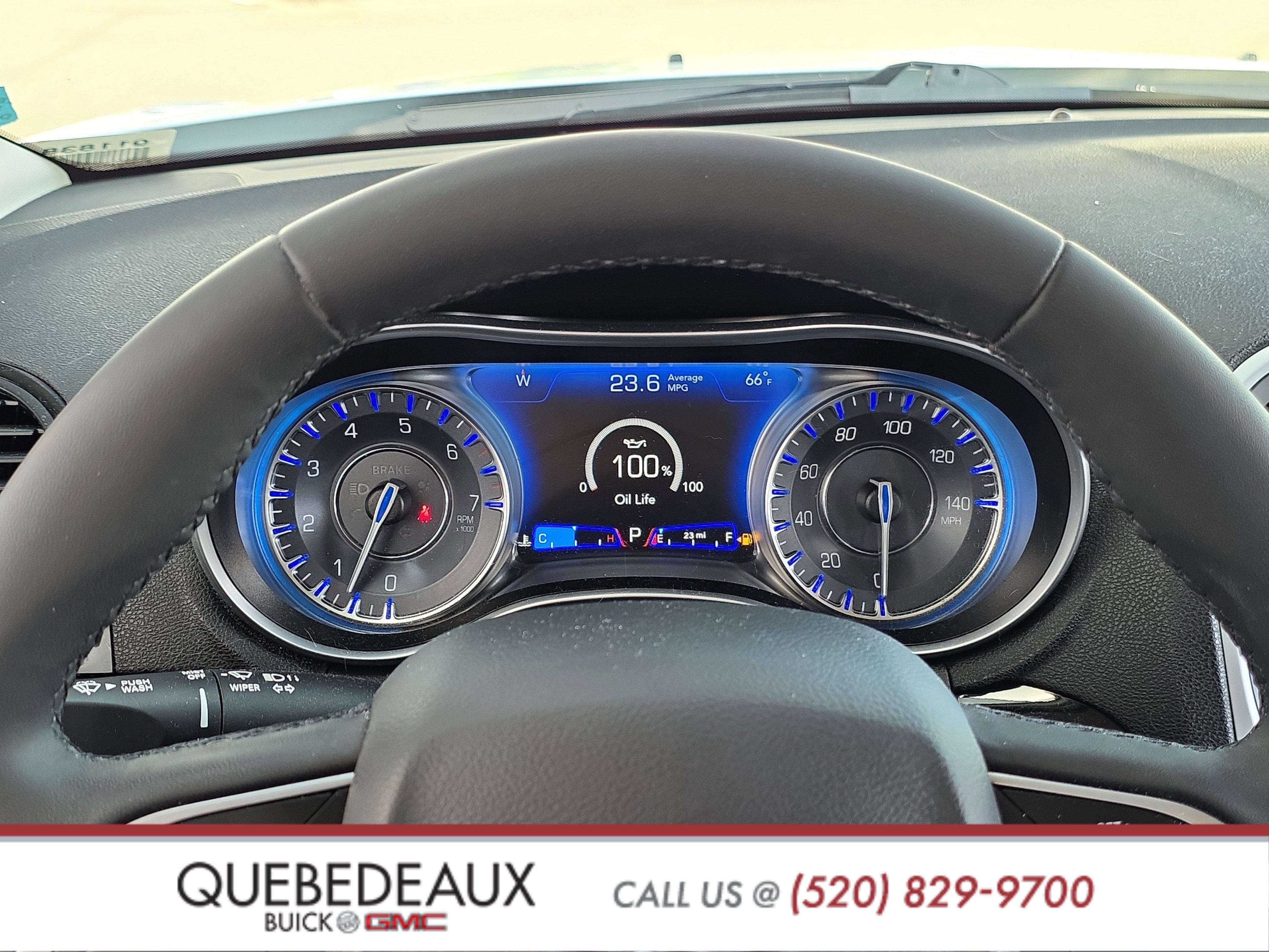 2023 Chrysler 300 Touring L