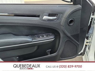 2023 Chrysler 300 Touring L