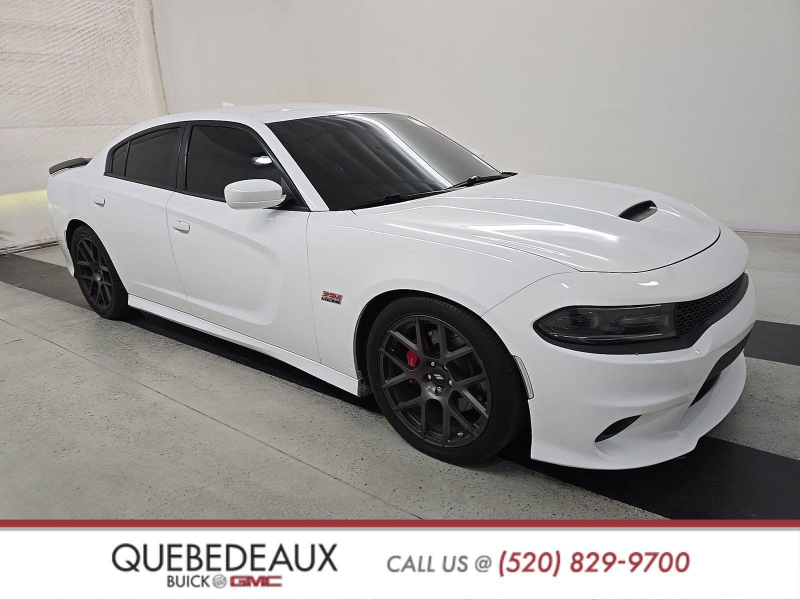 2017 Dodge CHARGER Base