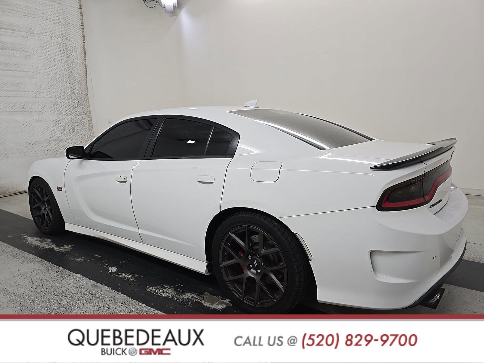 2017 Dodge CHARGER Base