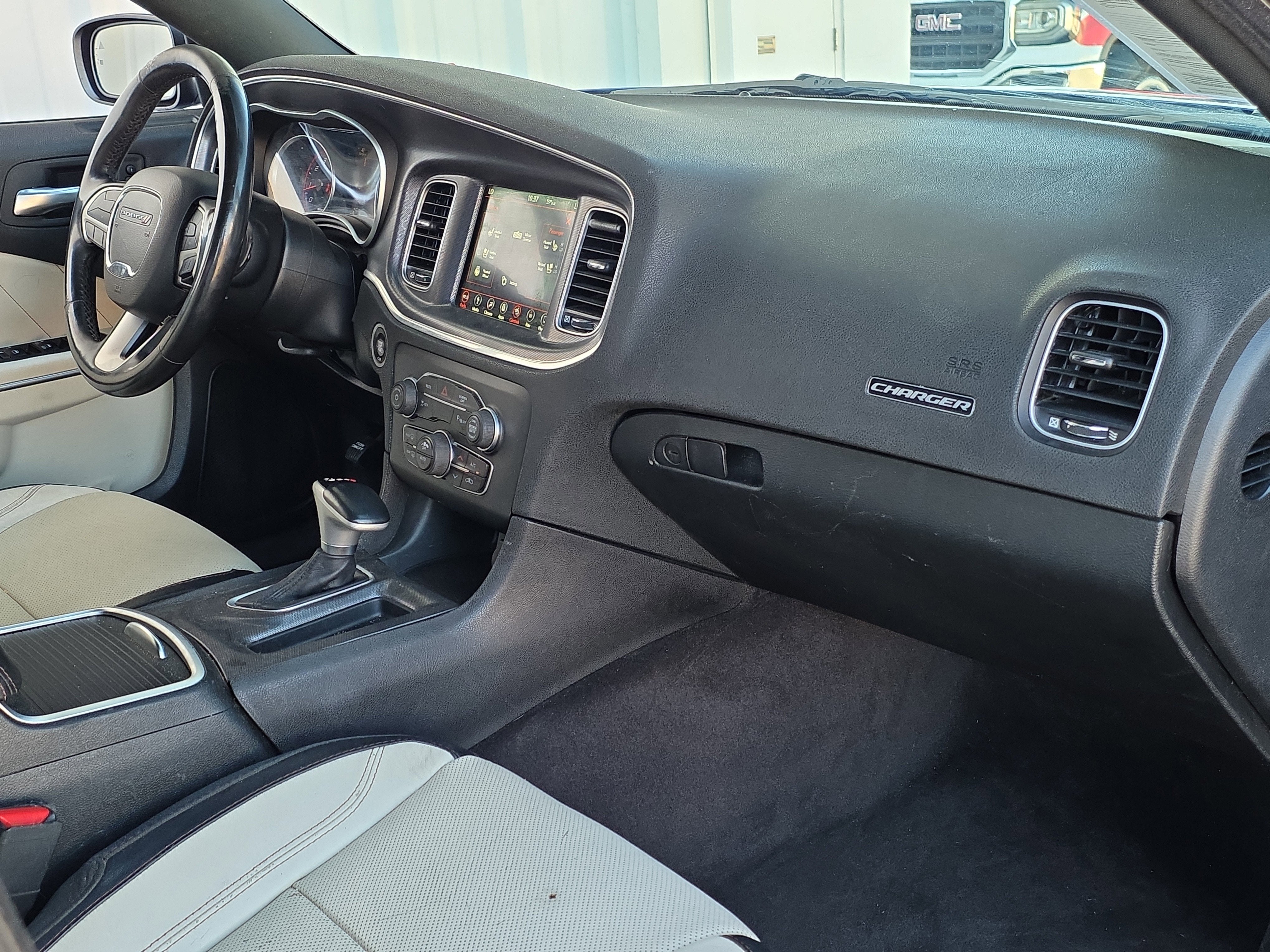 2018 Dodge Charger SXT Plus