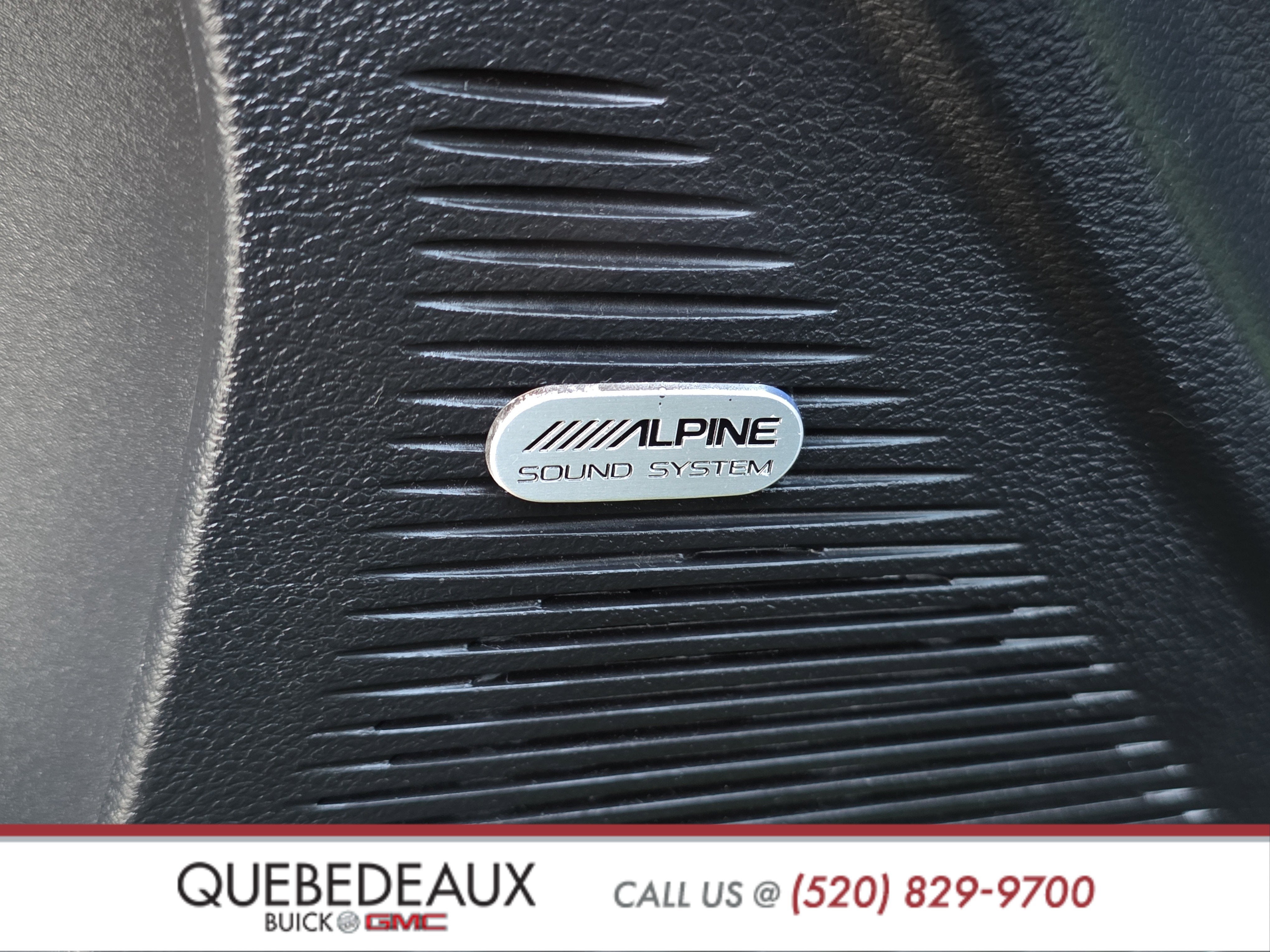 2015 Dodge Challenger R/T Shaker