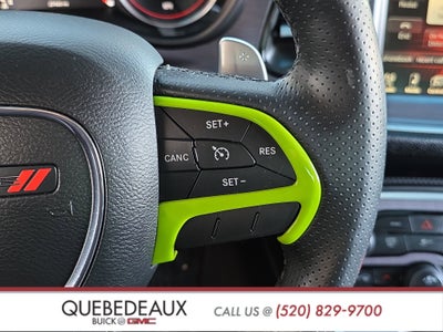 2015 Dodge Challenger R/T Shaker