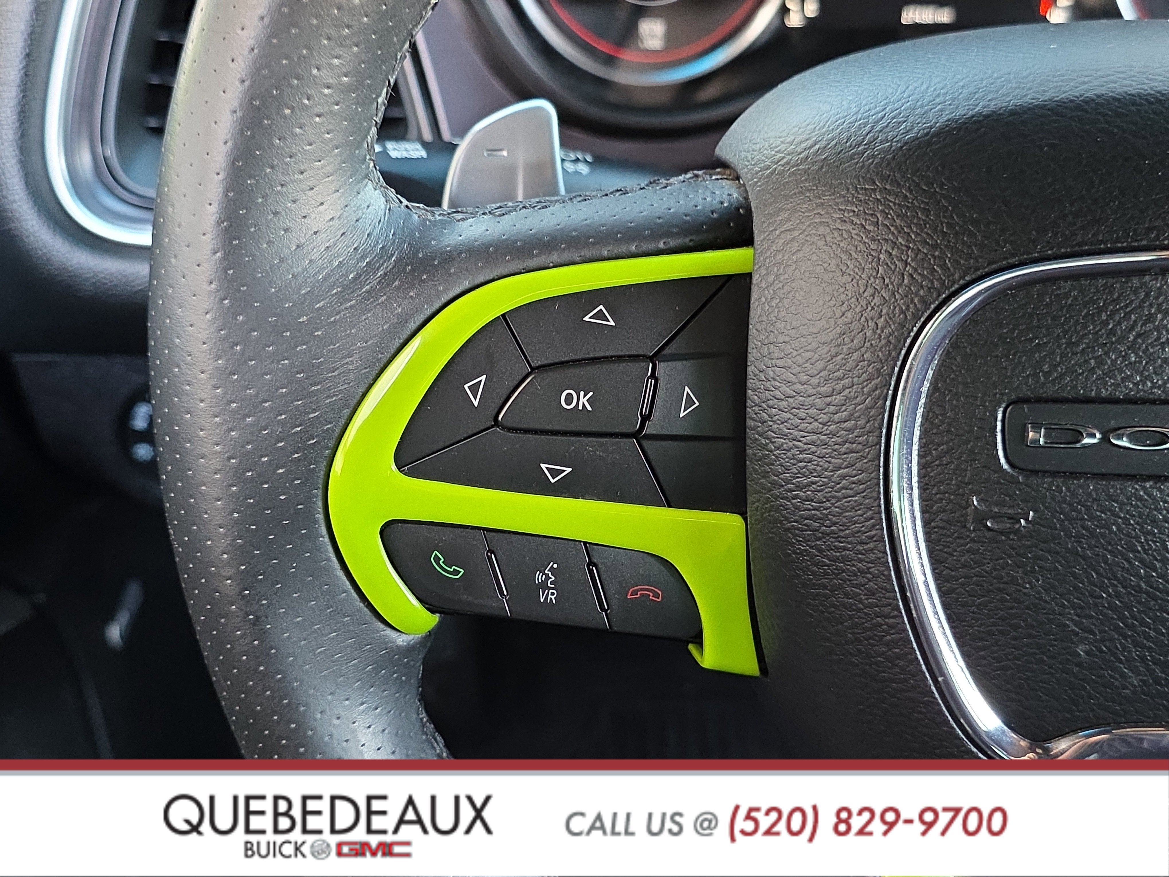 2015 Dodge Challenger R/T Shaker