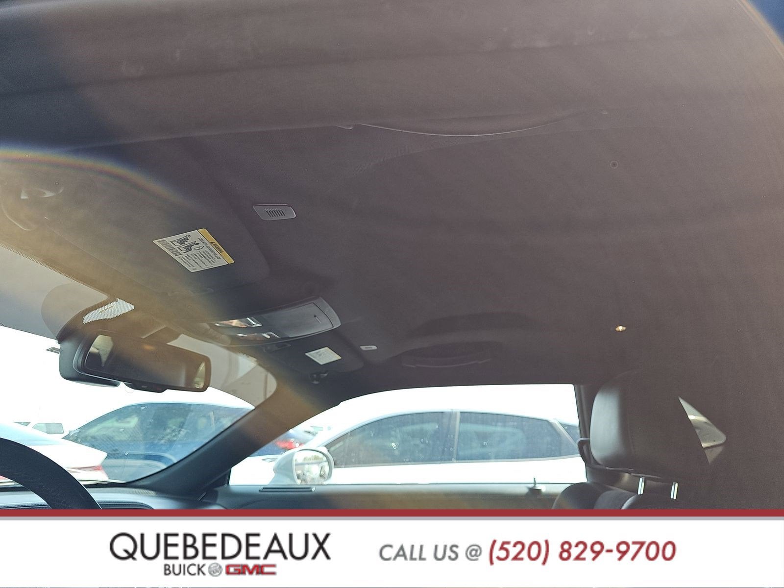 2022 Dodge CHALLENGER Base