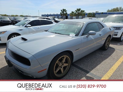 2022 Dodge CHALLENGER Base