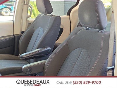 2021 Chrysler Voyager LX