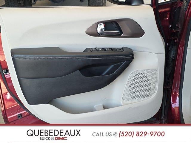 2021 Chrysler Voyager LX