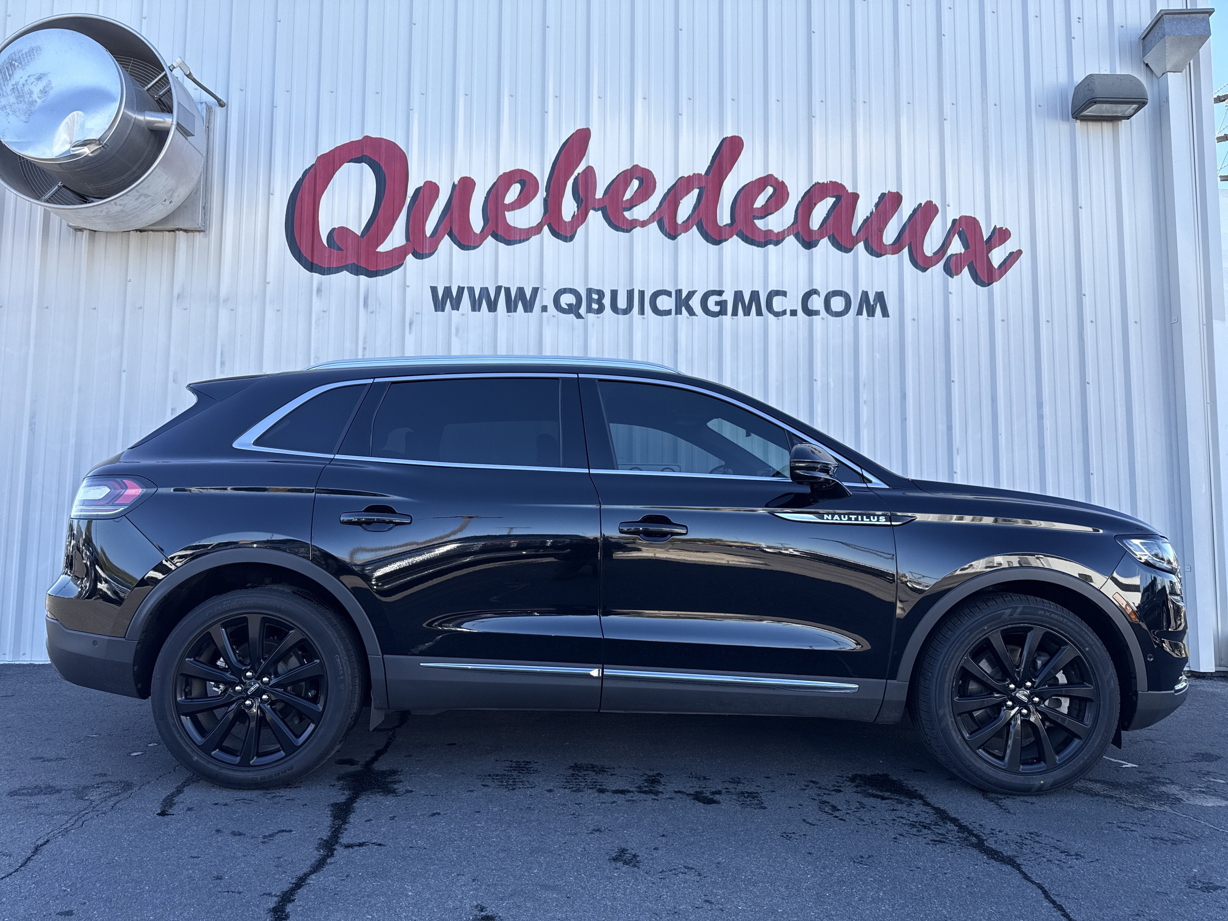 2022 Lincoln Nautilus Reserve