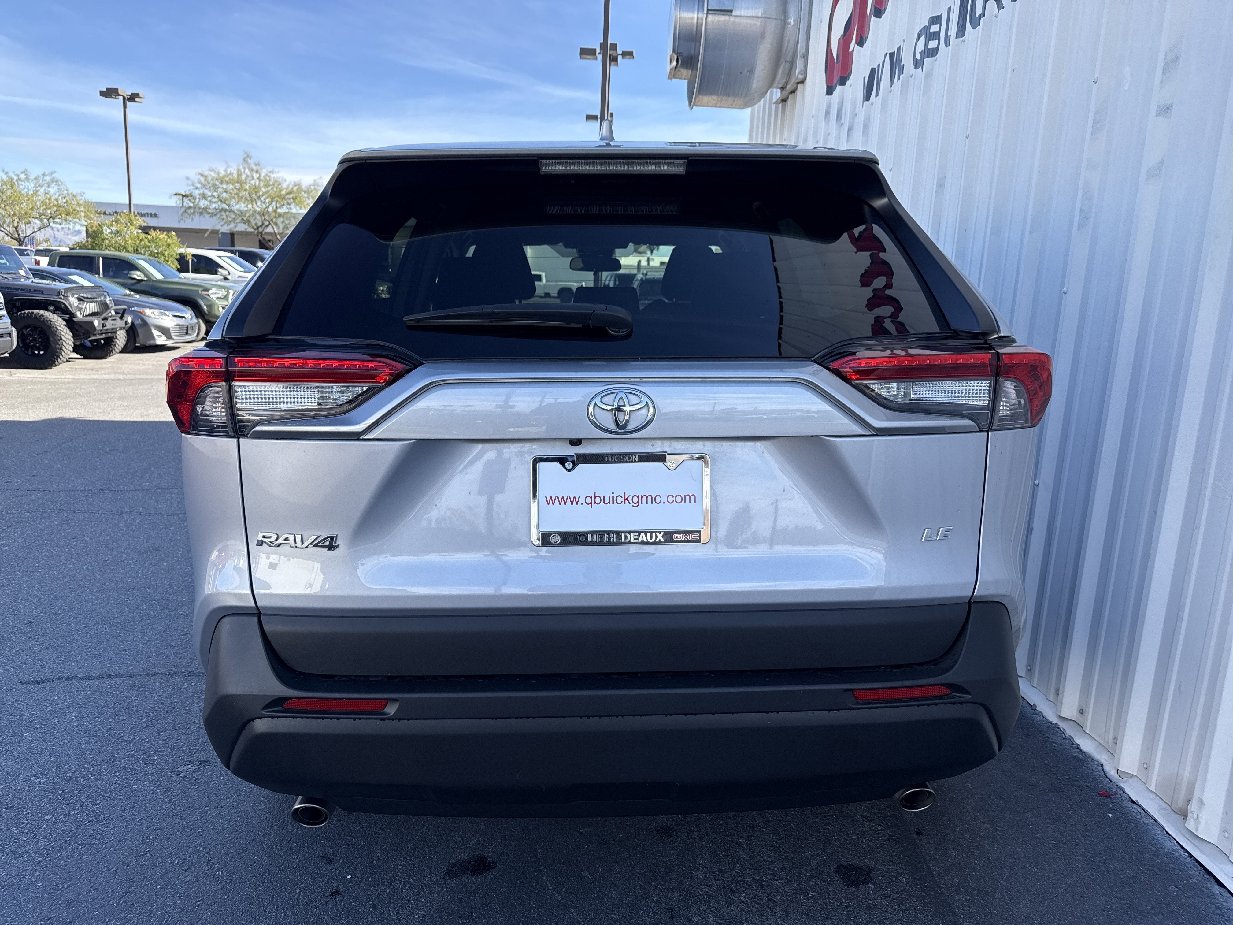 2022 Toyota RAV4 LE