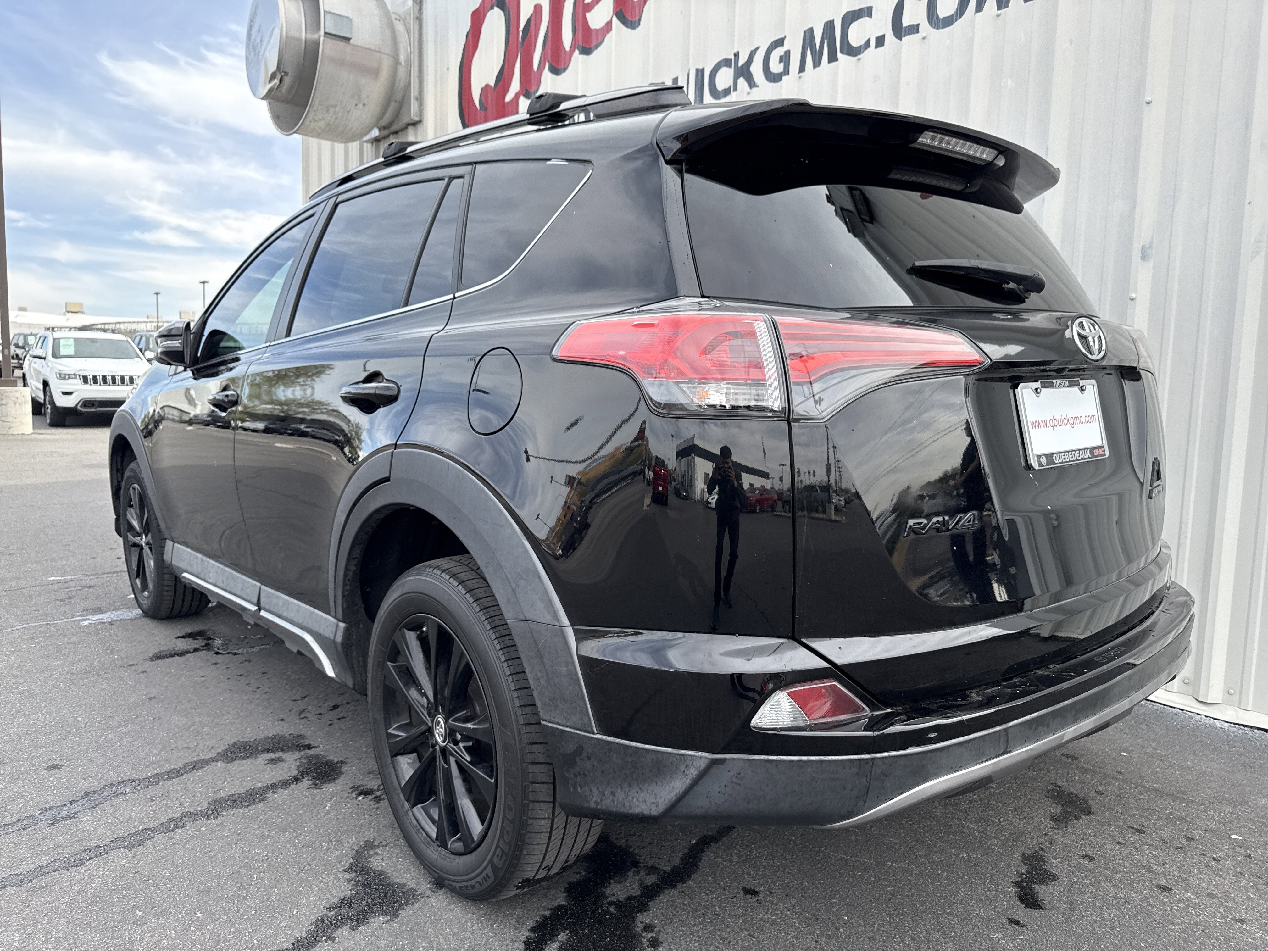 2018 Toyota RAV4 XLE