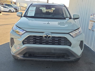 2022 Toyota RAV4 XLE