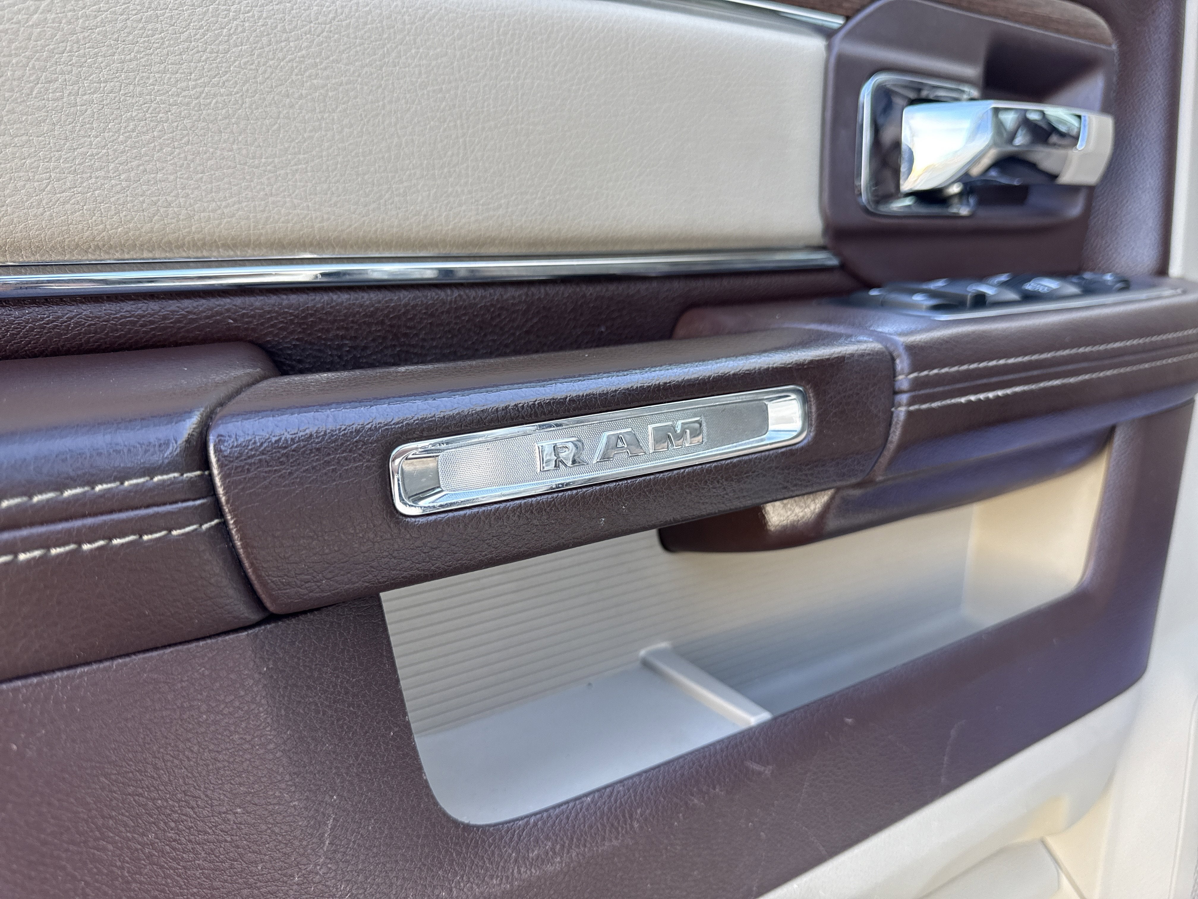 2016 RAM 2500 Laramie