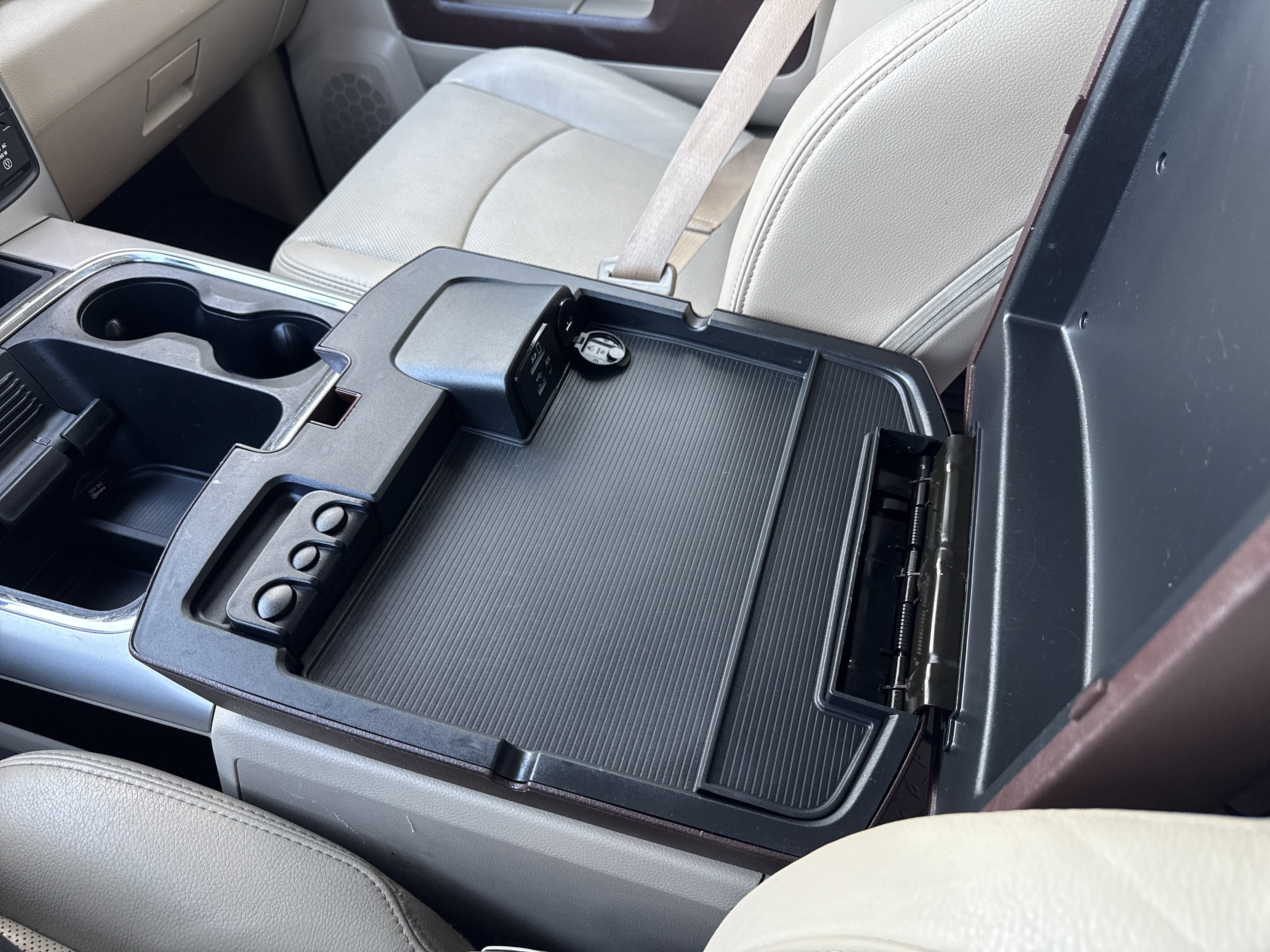 2016 RAM 2500 Laramie