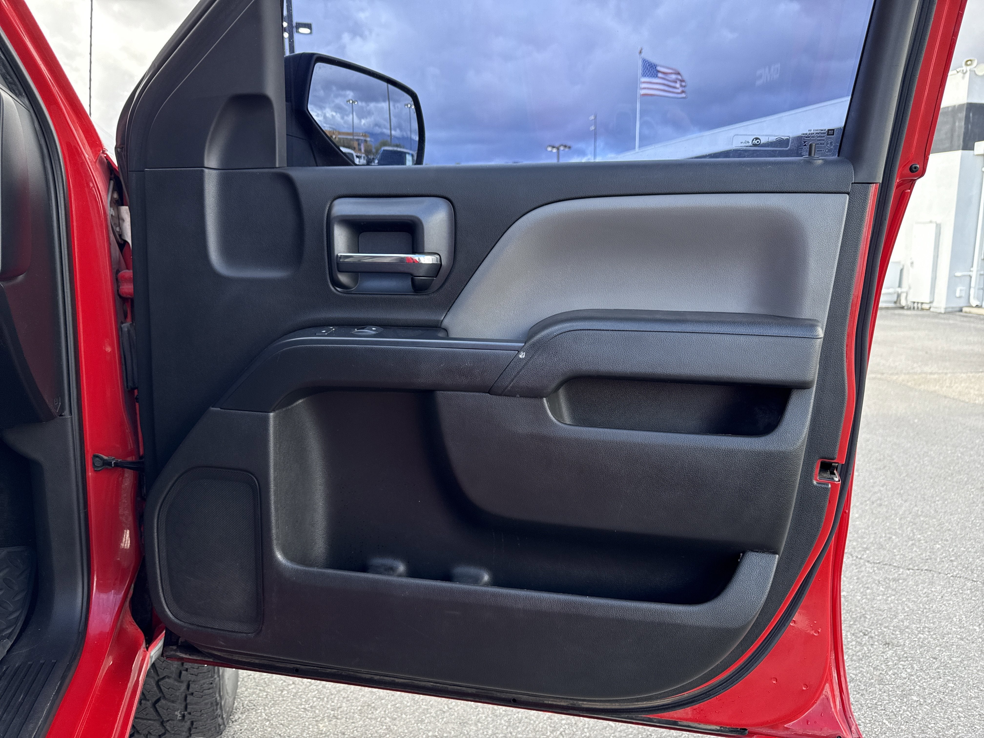 2018 Chevrolet Silverado 1500 Custom