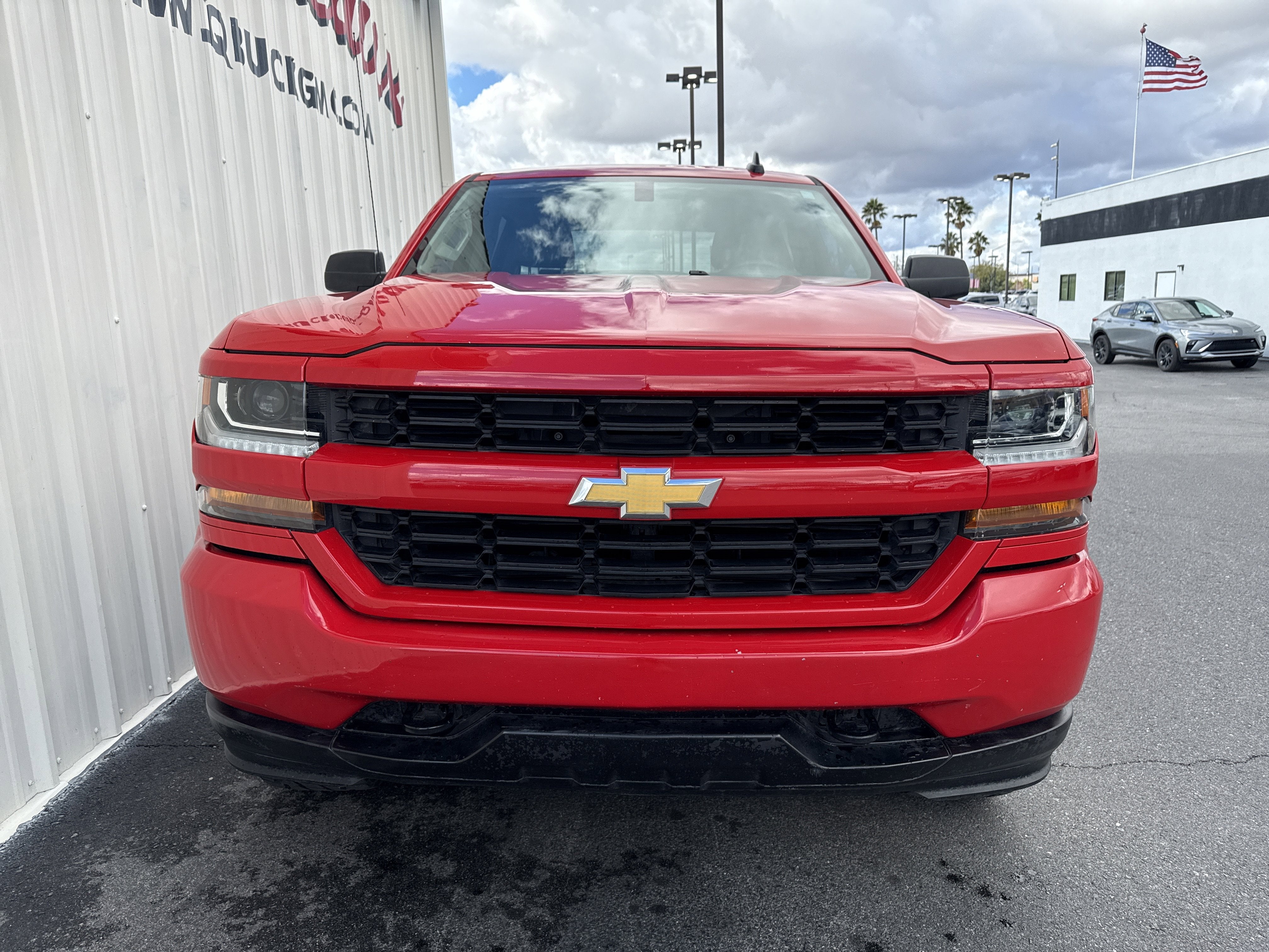2018 Chevrolet Silverado 1500 Custom