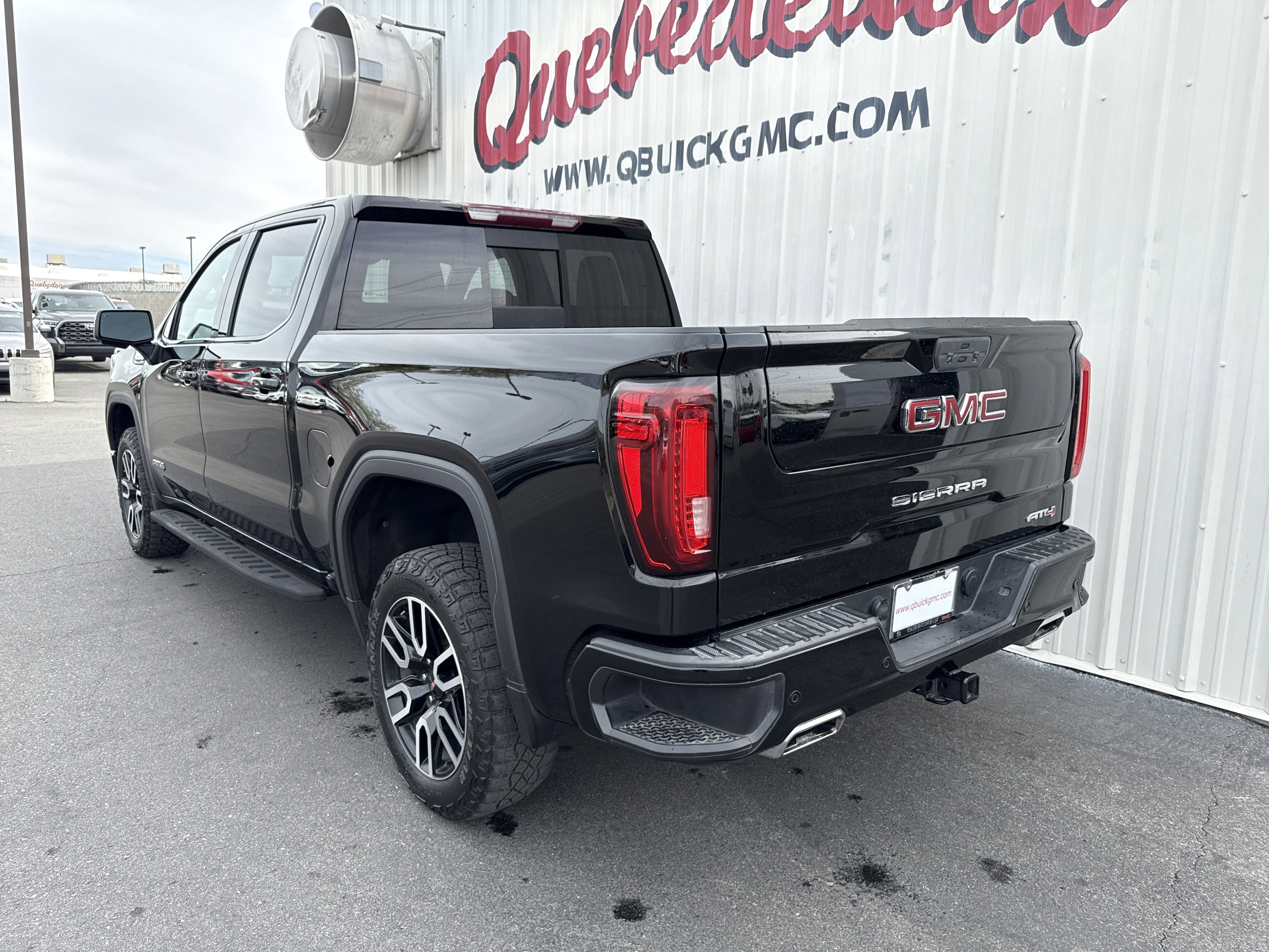 2022 GMC Sierra 1500 Limited AT4