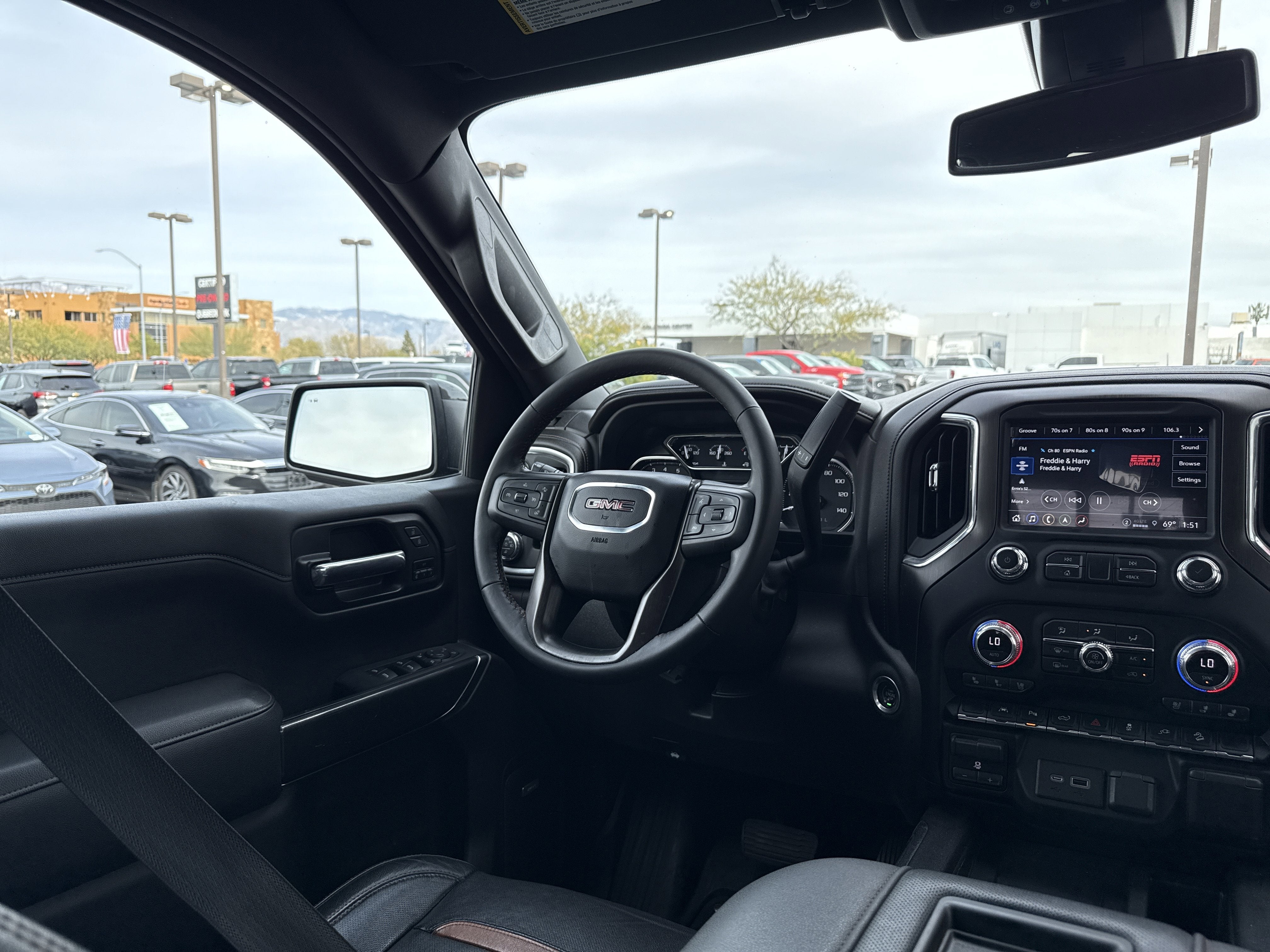 2022 GMC Sierra 1500 Limited AT4