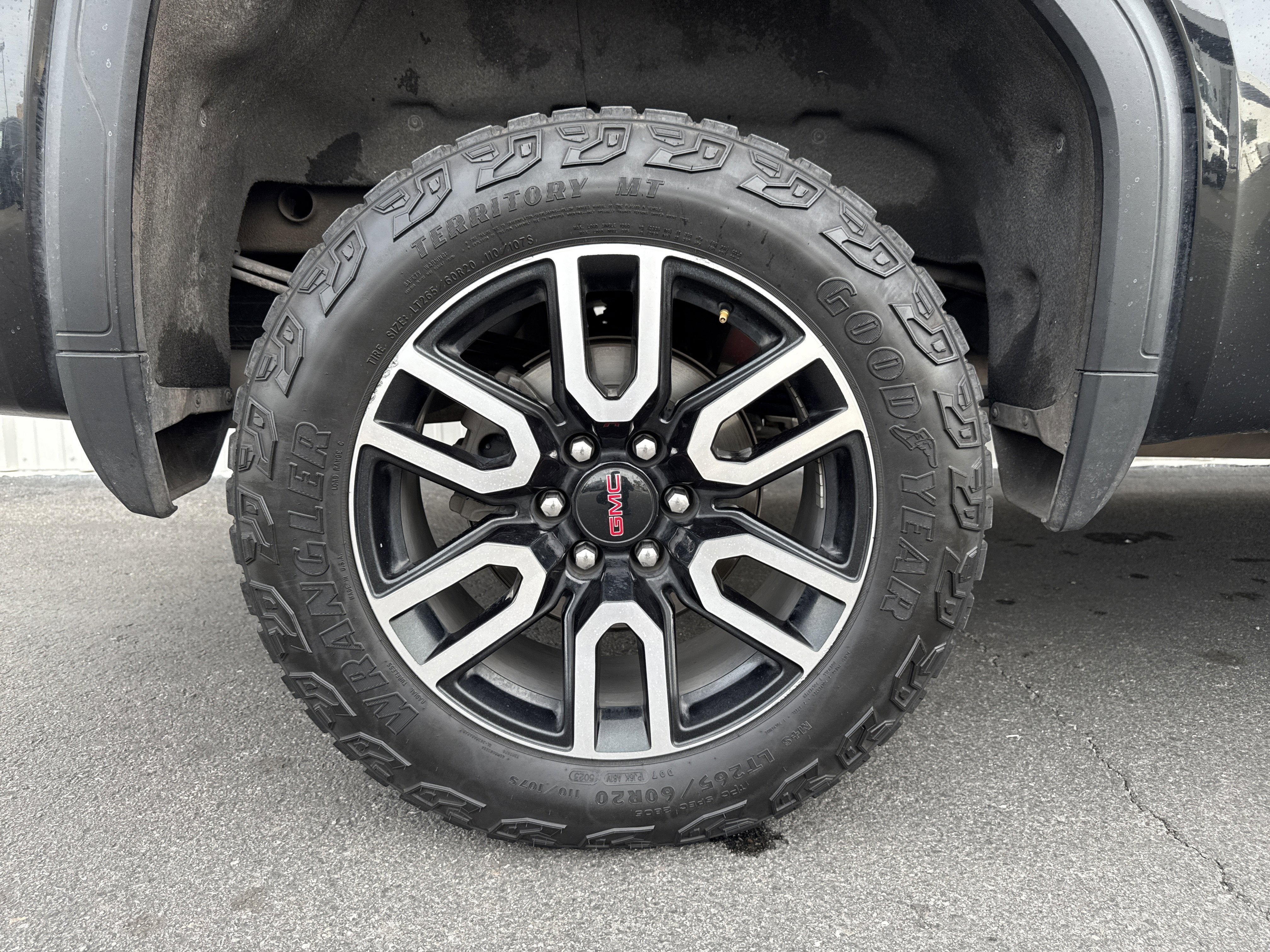 2022 GMC Sierra 1500 Limited AT4