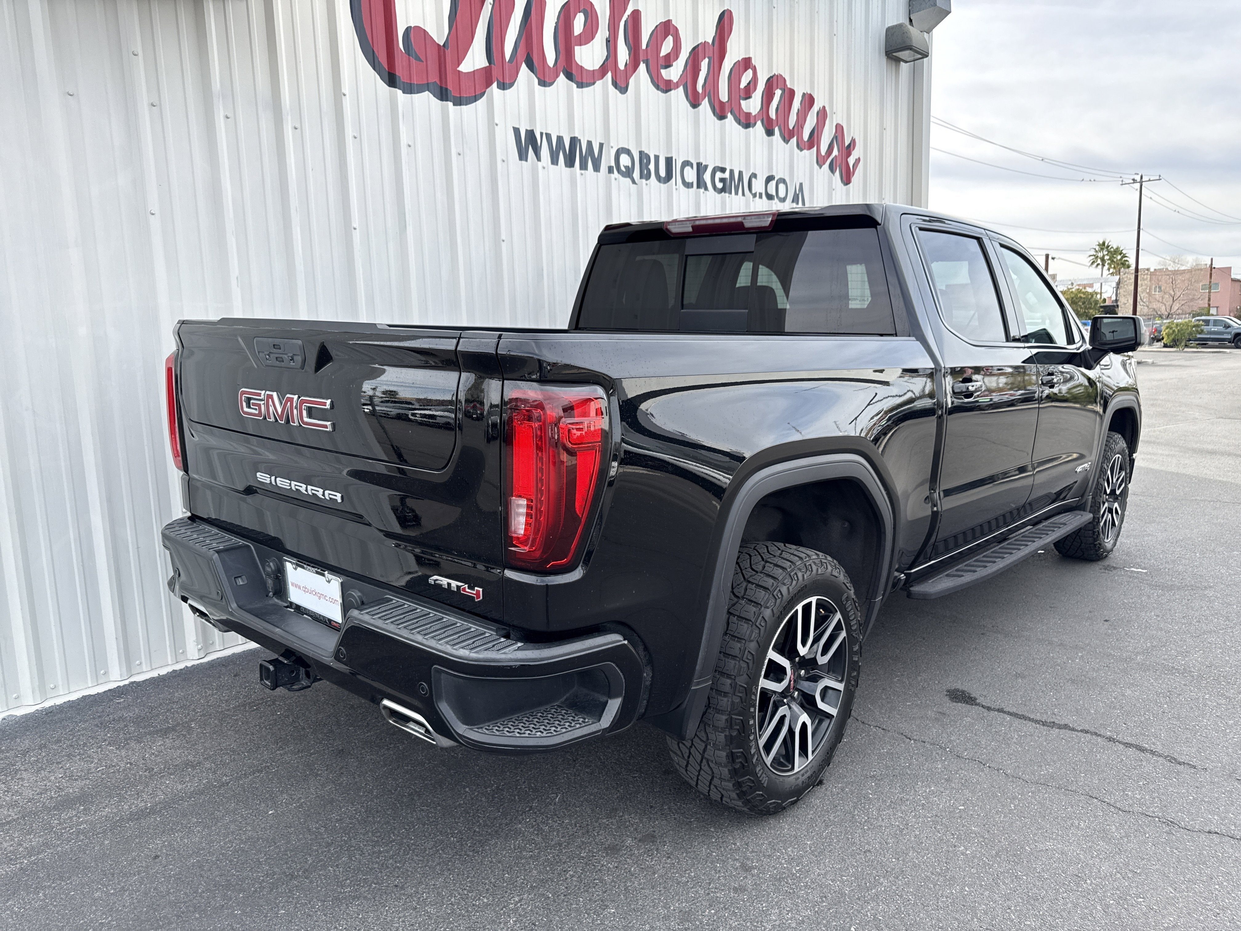 2022 GMC Sierra 1500 Limited AT4