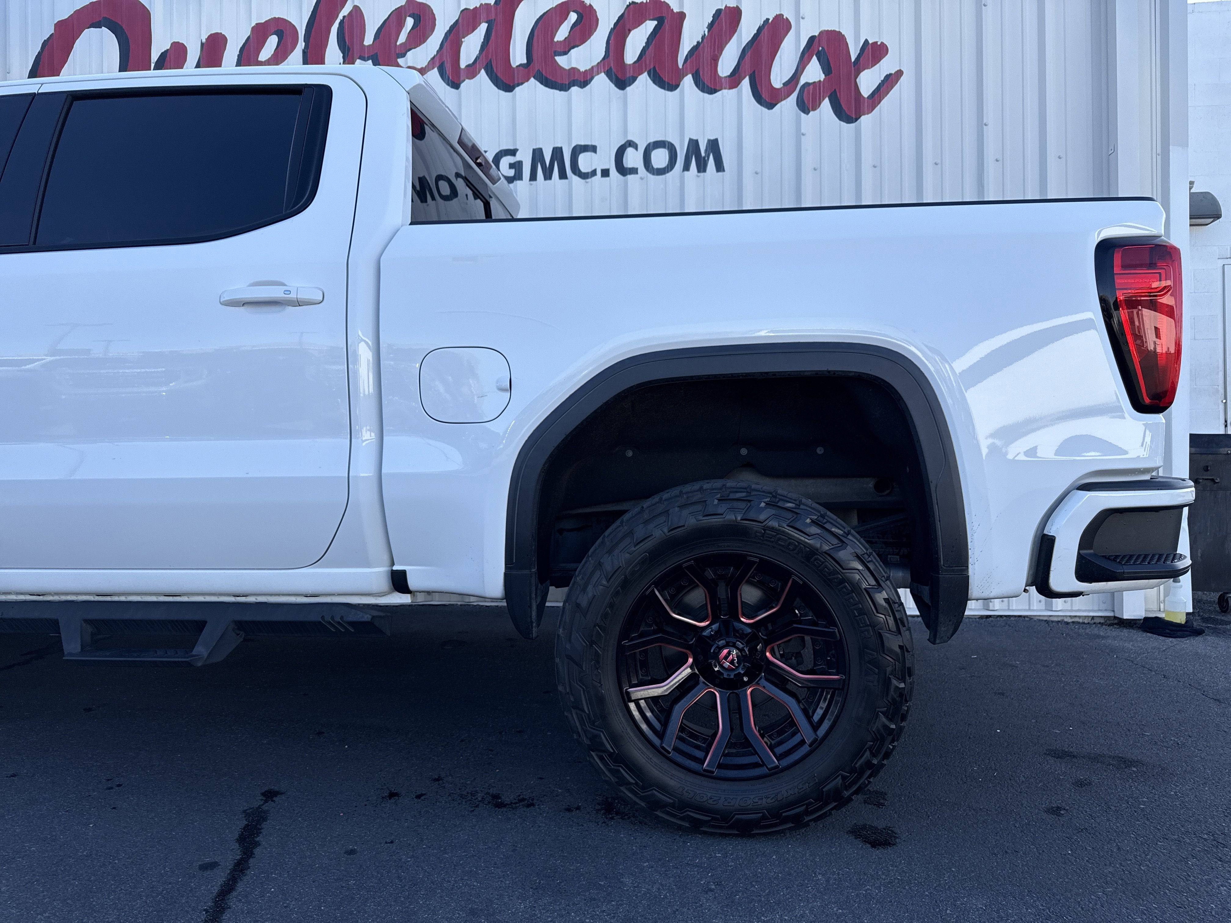 2019 GMC Sierra 1500 AT4