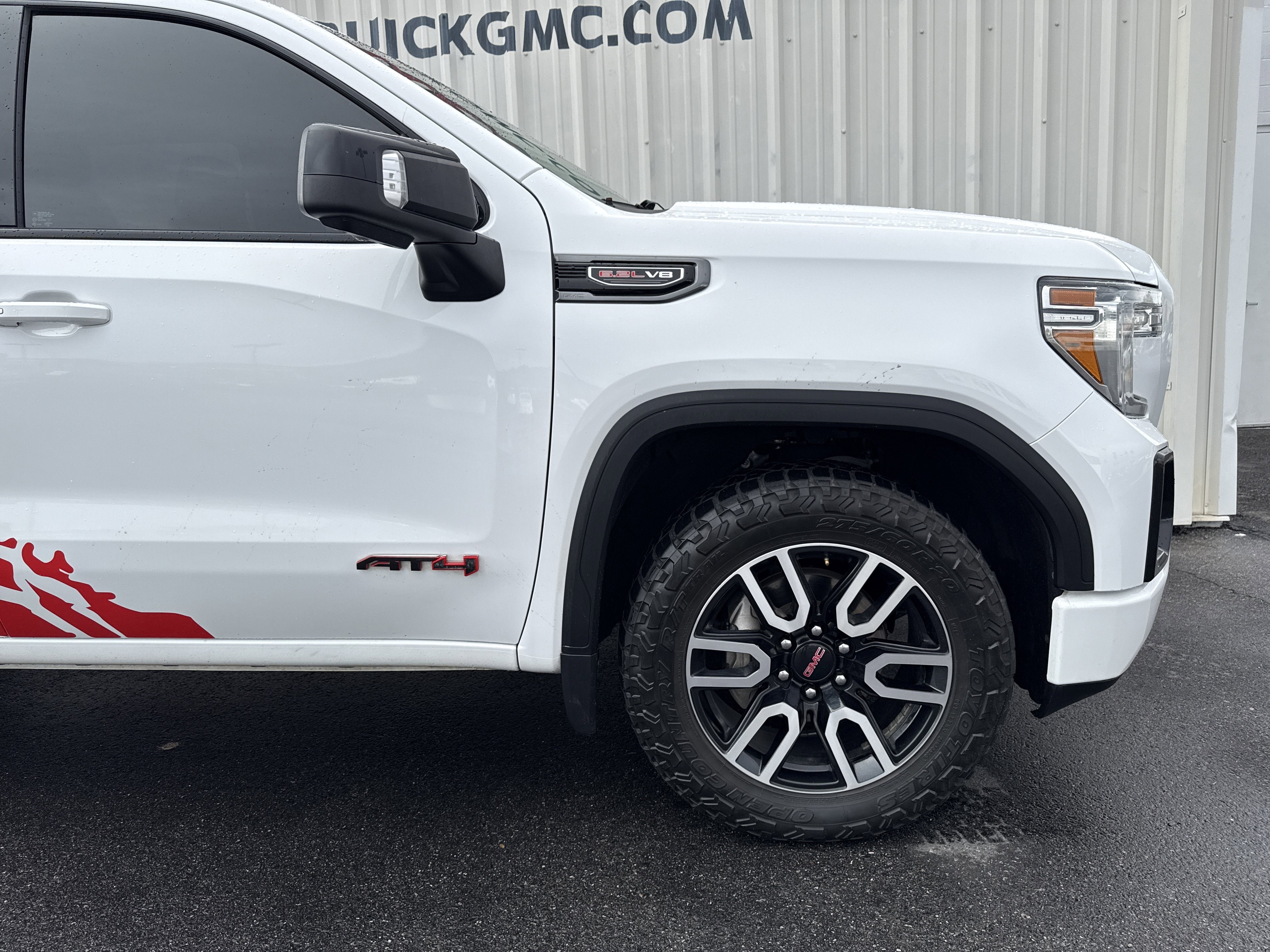 2021 GMC Sierra 1500 AT4