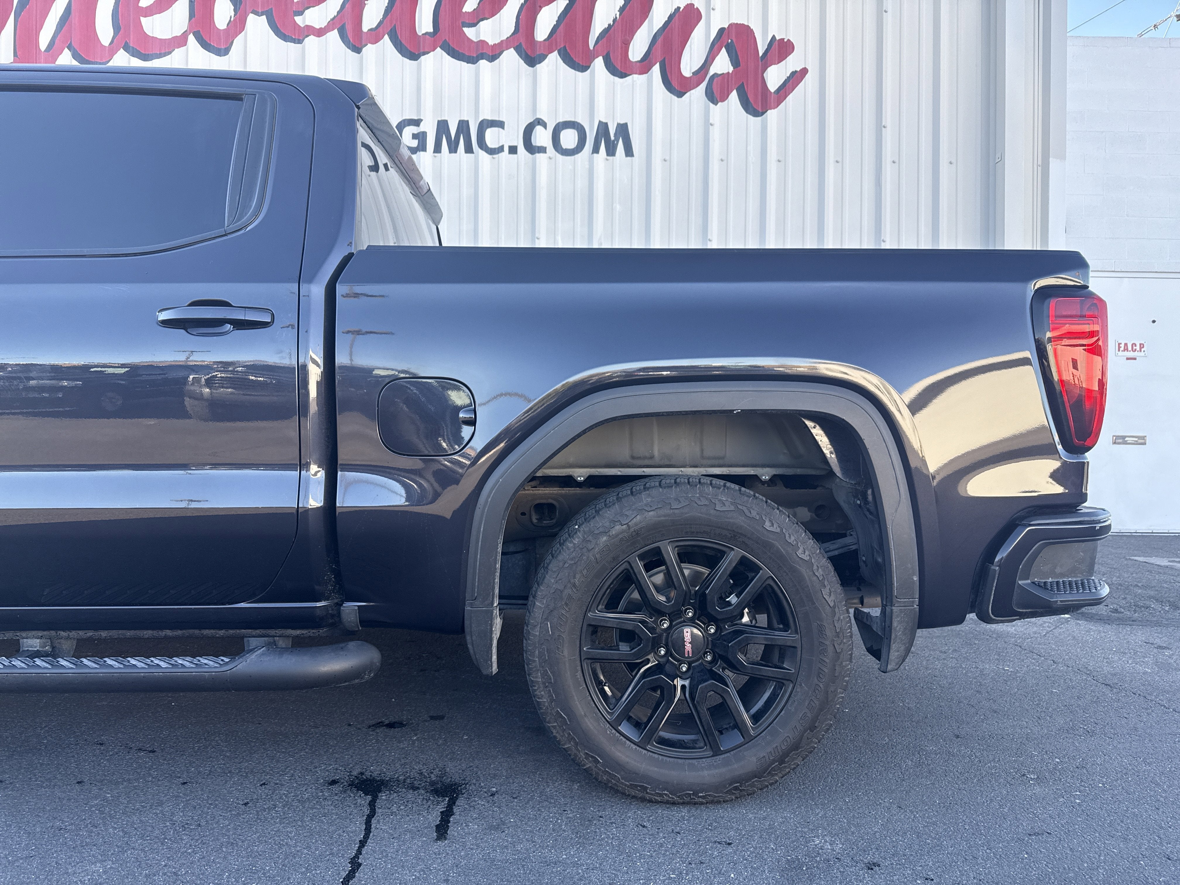 2024 GMC Sierra 1500 Elevation