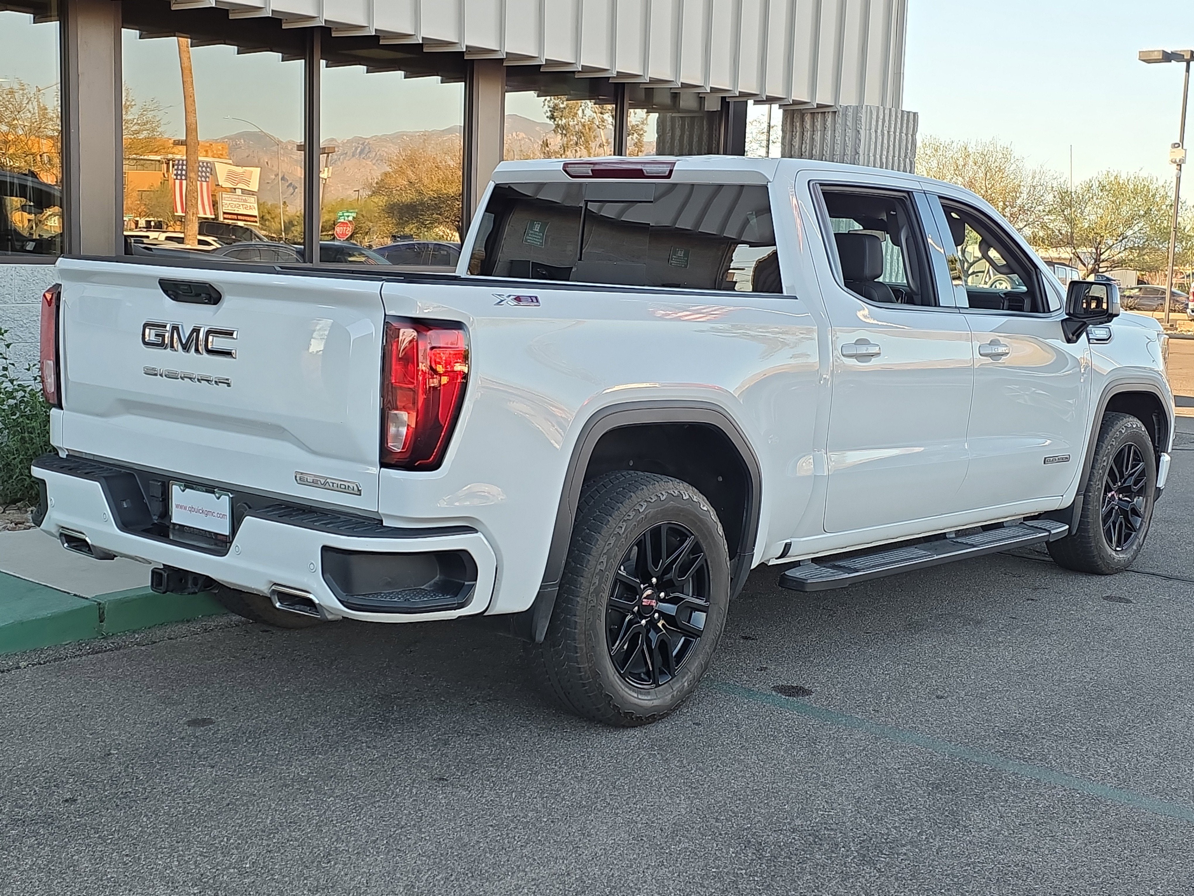 2024 GMC Sierra 1500 Elevation