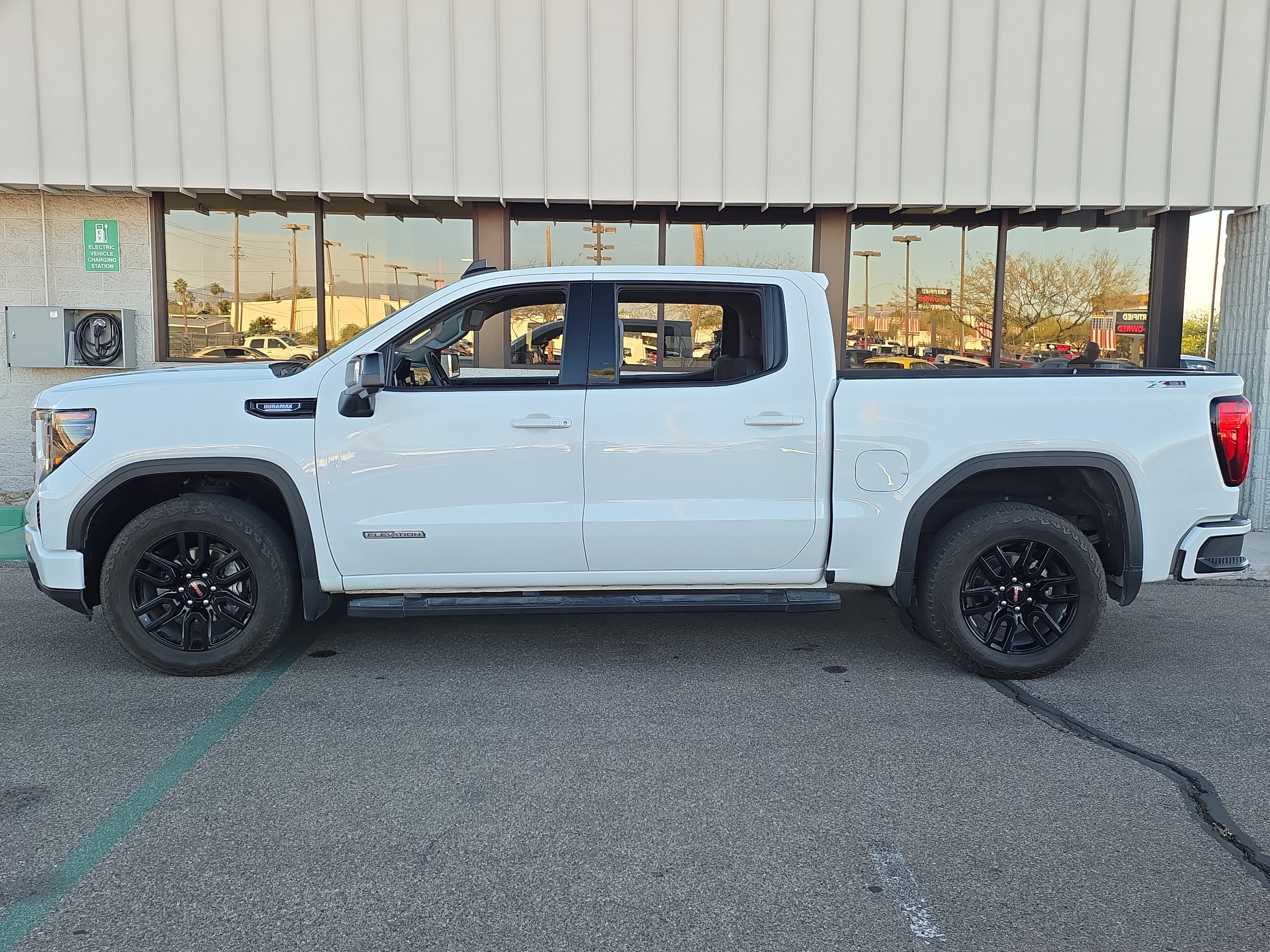 2024 GMC Sierra 1500 Elevation