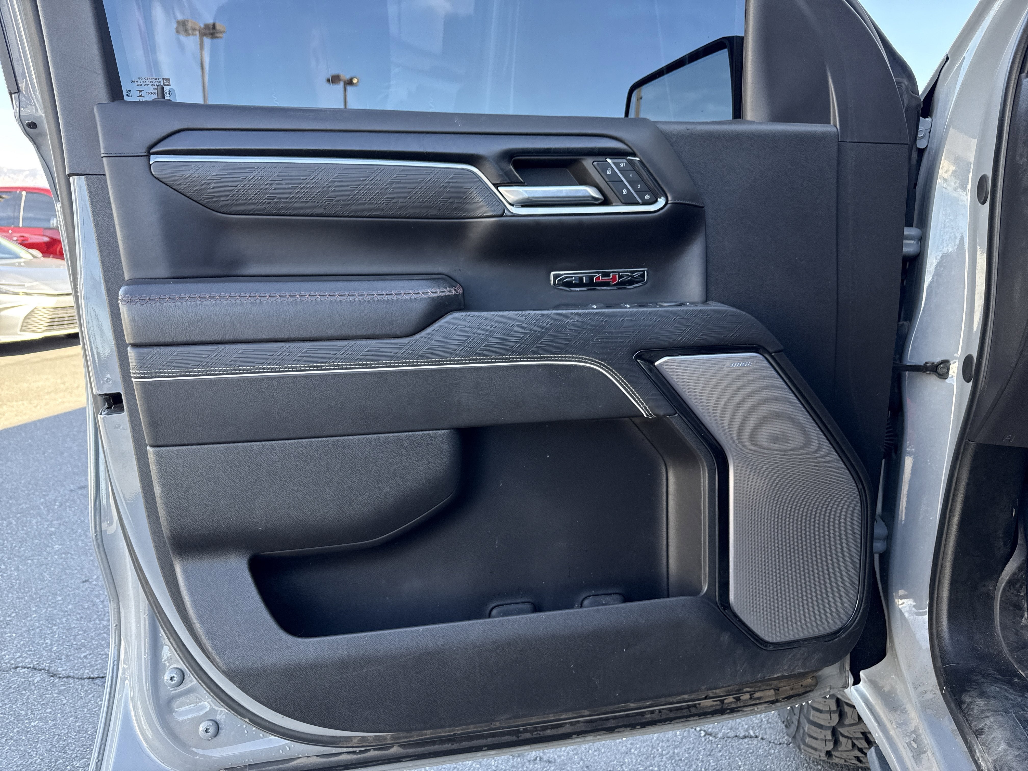 2024 GMC Sierra 1500 AT4X