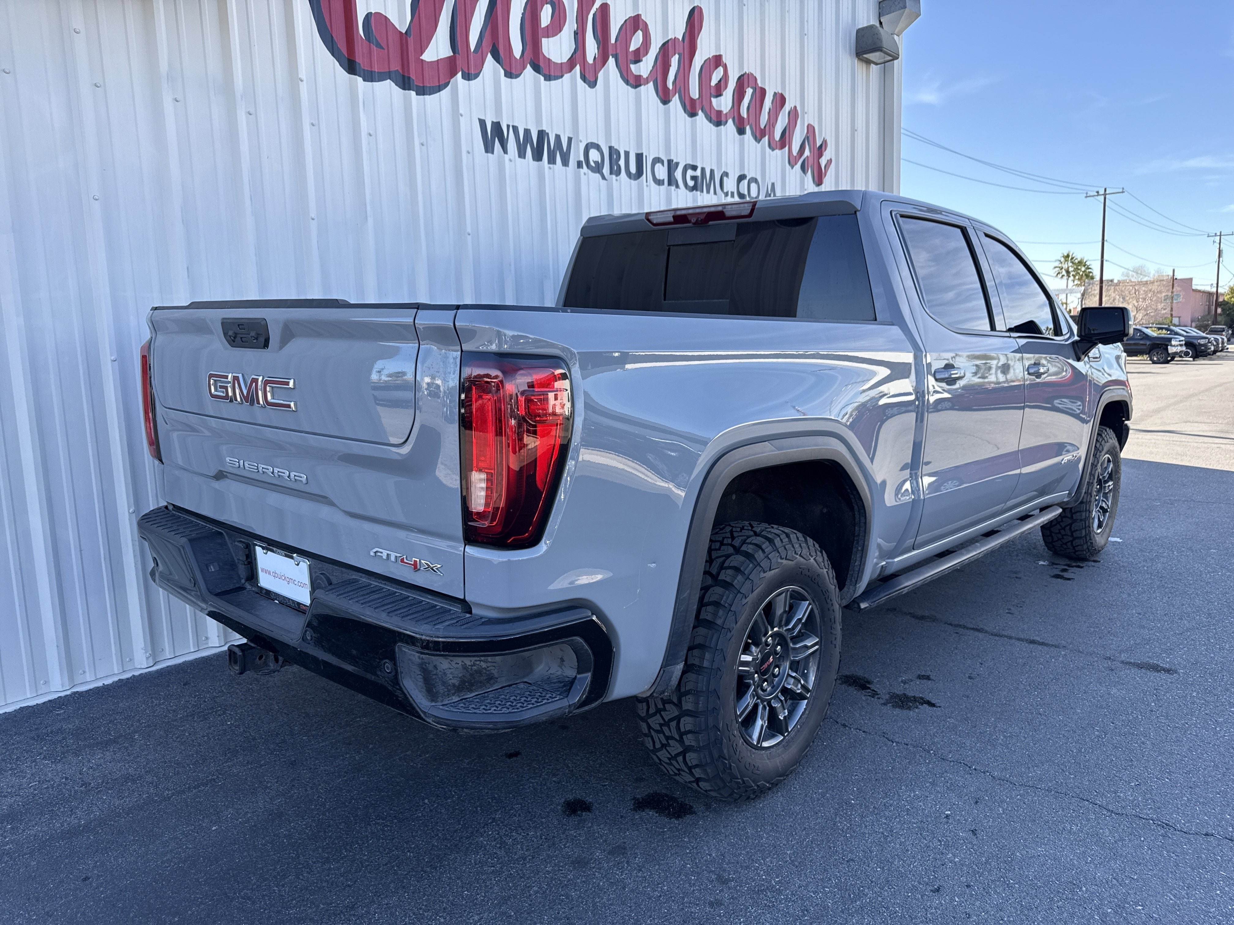 2024 GMC Sierra 1500 AT4X