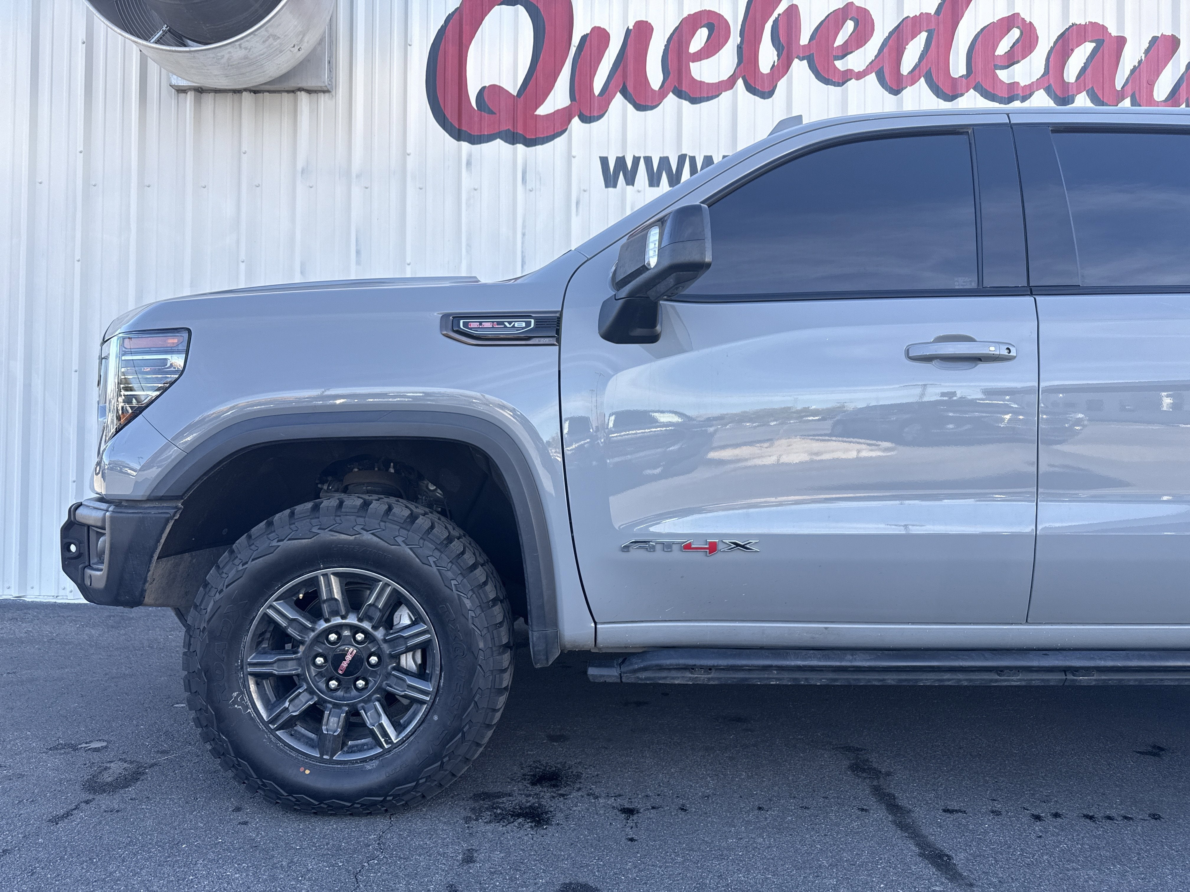 2024 GMC Sierra 1500 AT4X
