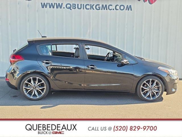 2017 Kia Forte5 SX