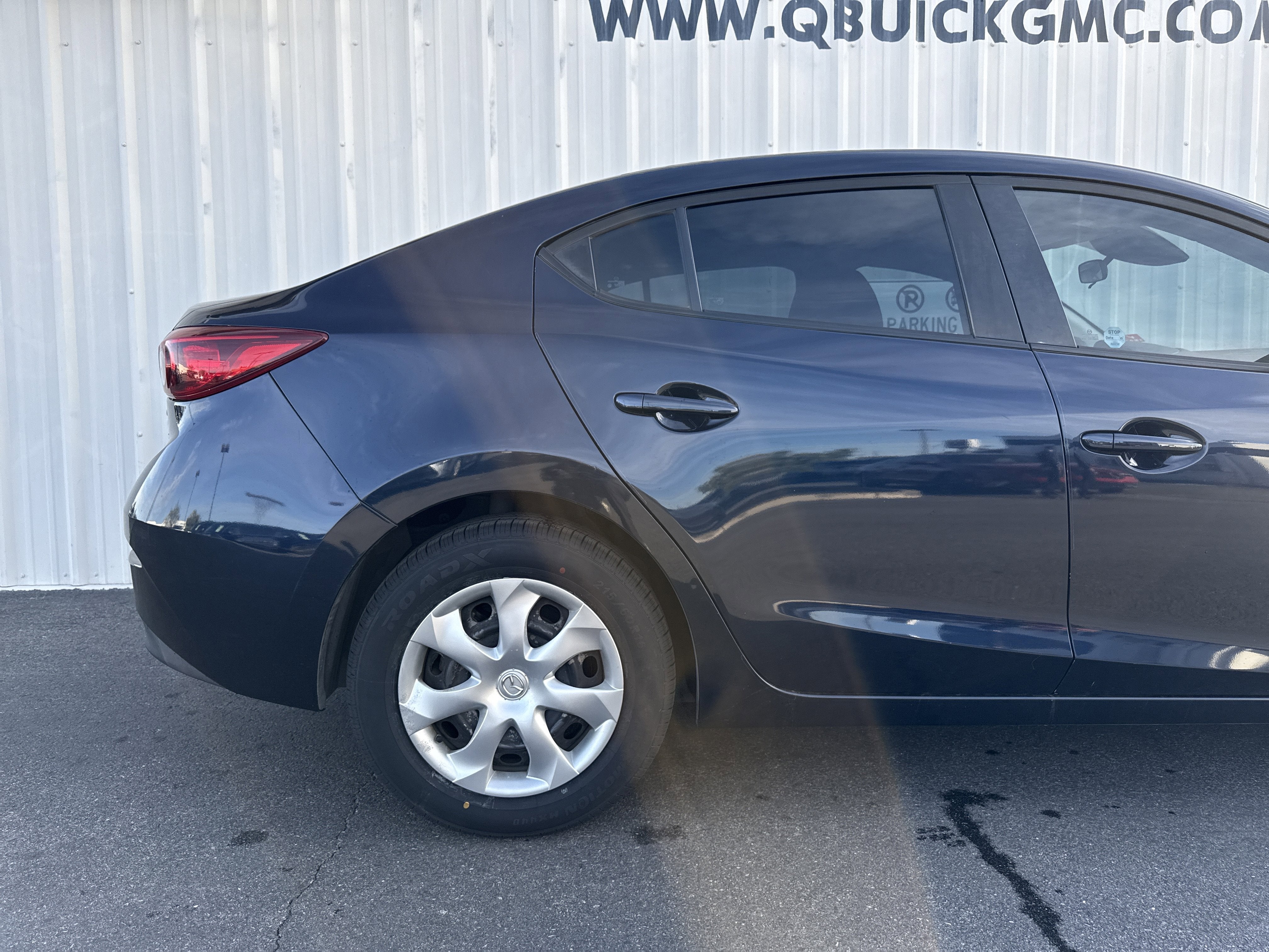 2018 Mazda Mazda3 4-Door Sport